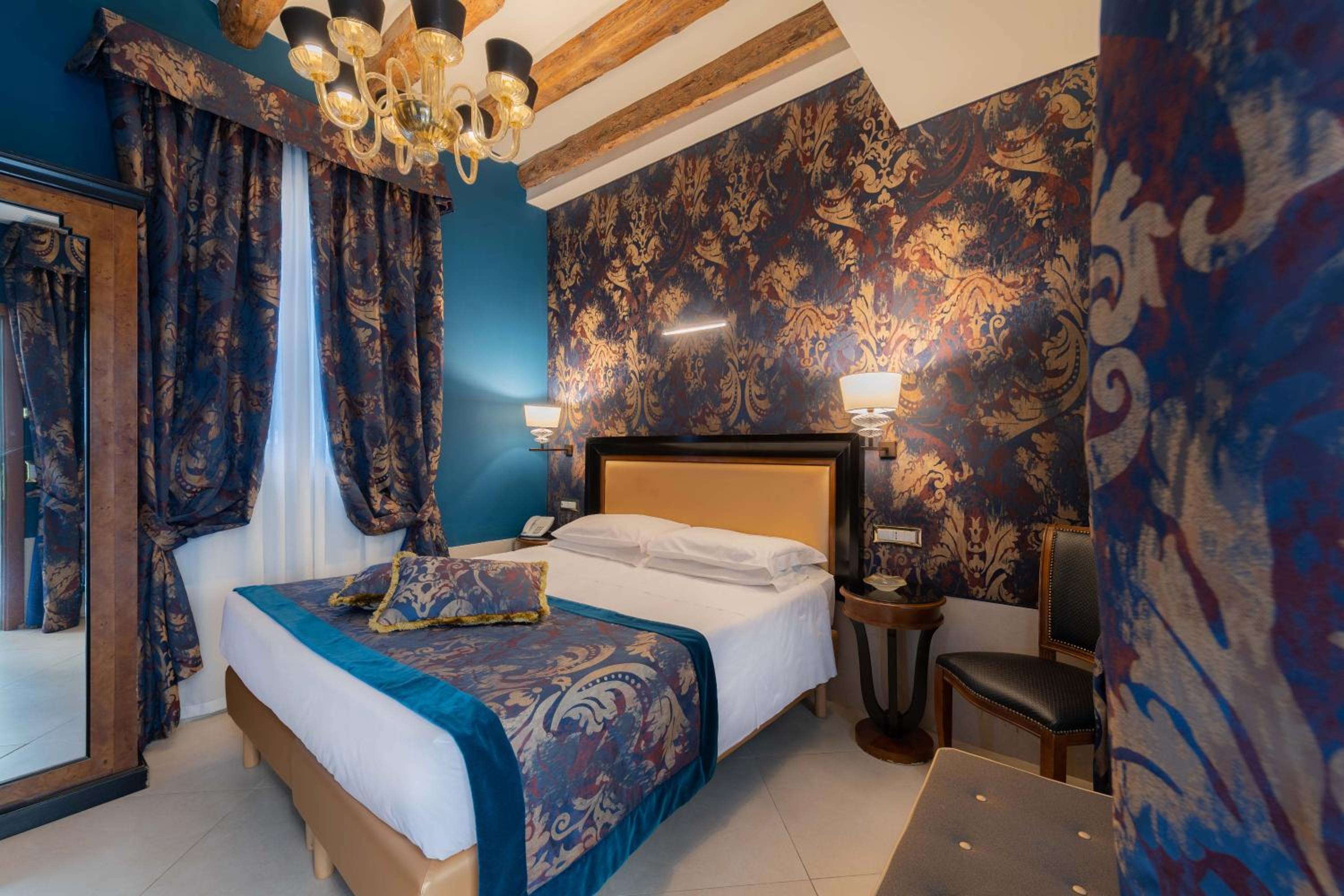 Double Room in Internal Courtyard - Ground Floor