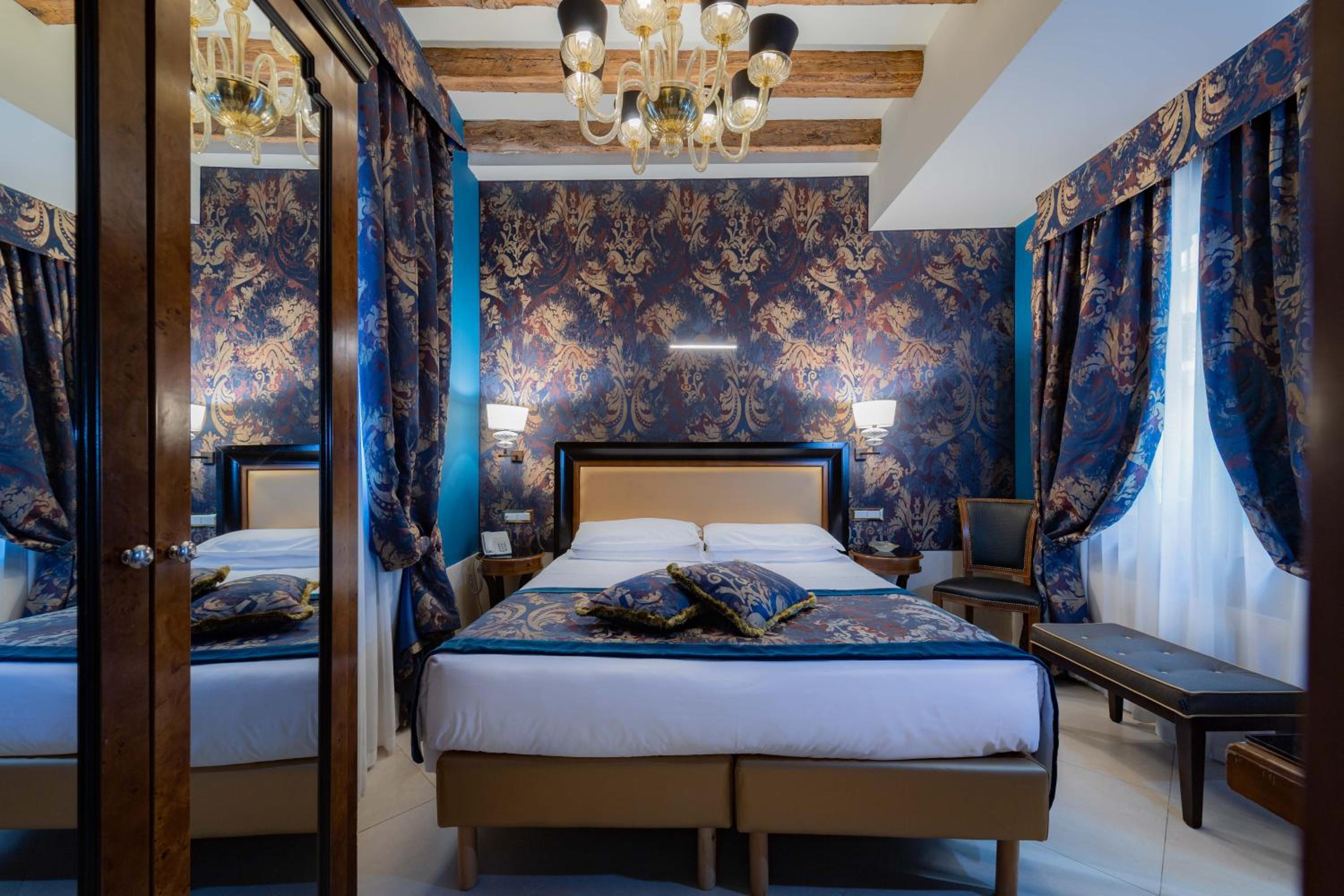 Double Room in Internal Courtyard - Ground Floor
