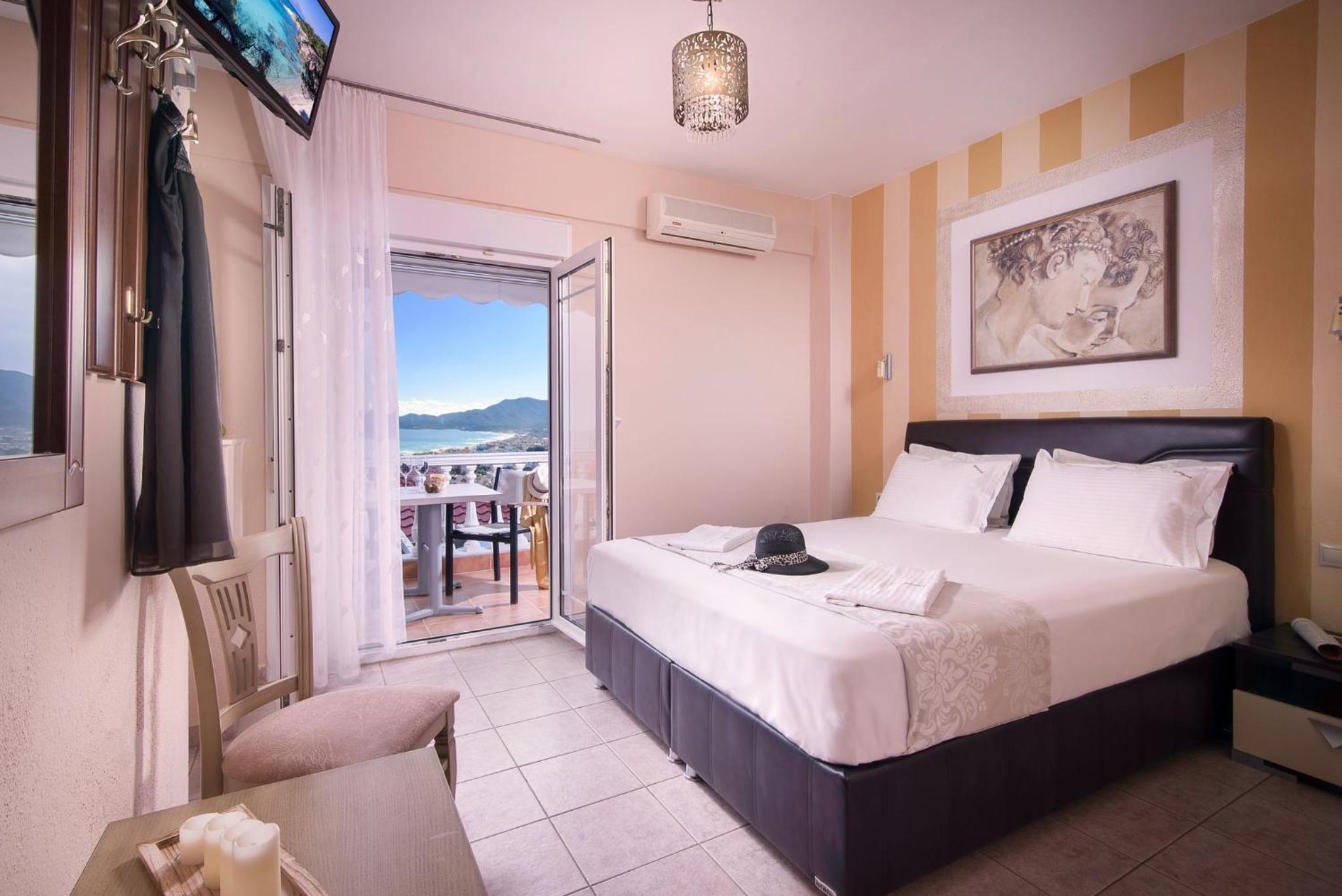 Double Room with Sea View photo 1