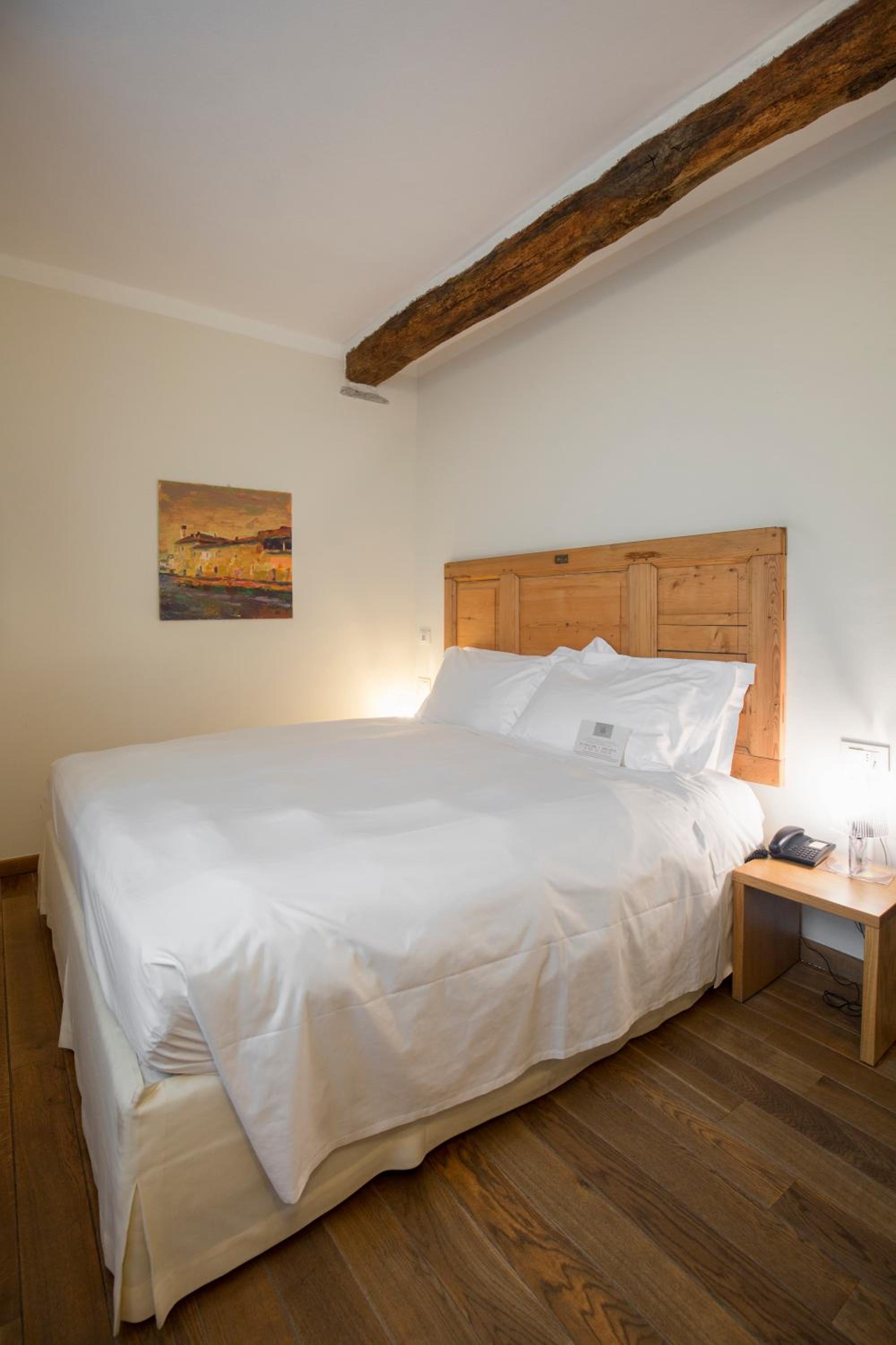 Standard Double Room photo 1