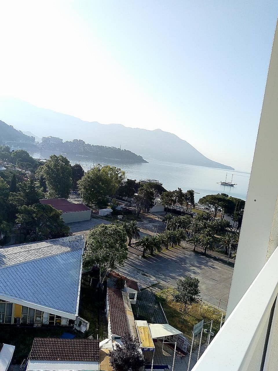 Apartment with Sea View photo 1
