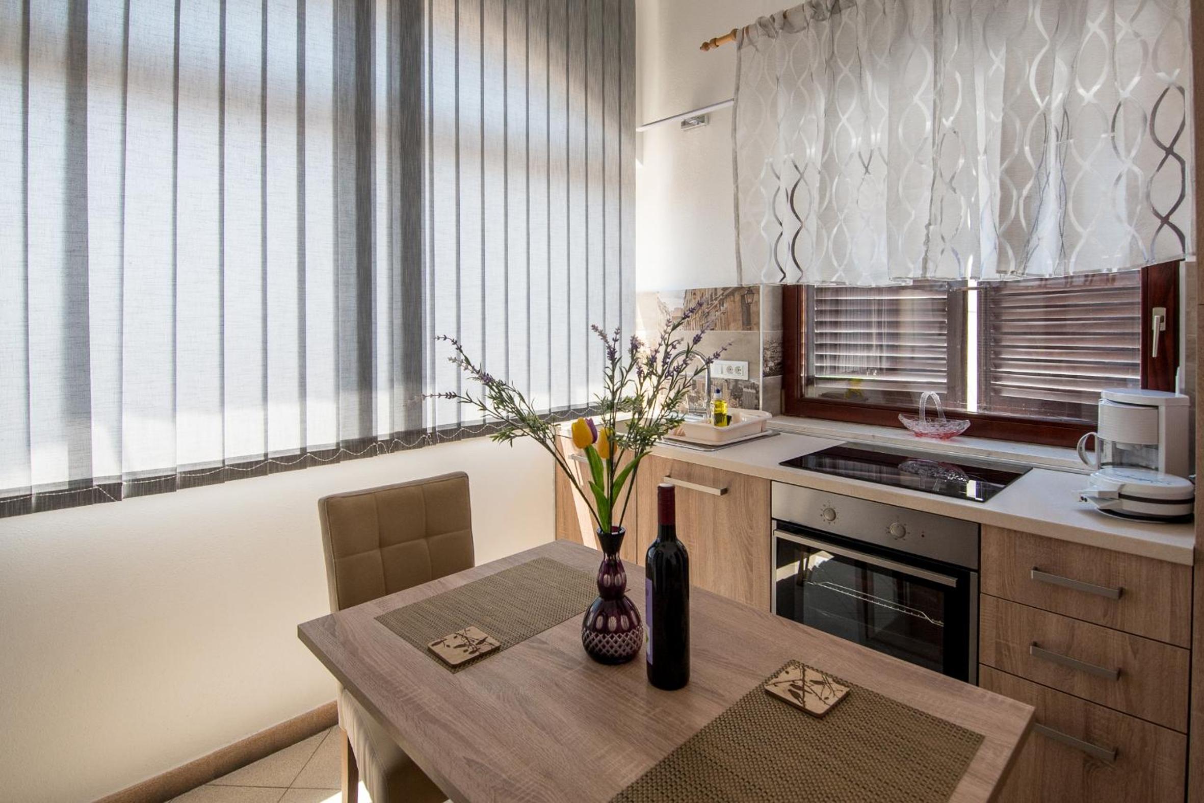 Apartment - Photo 24