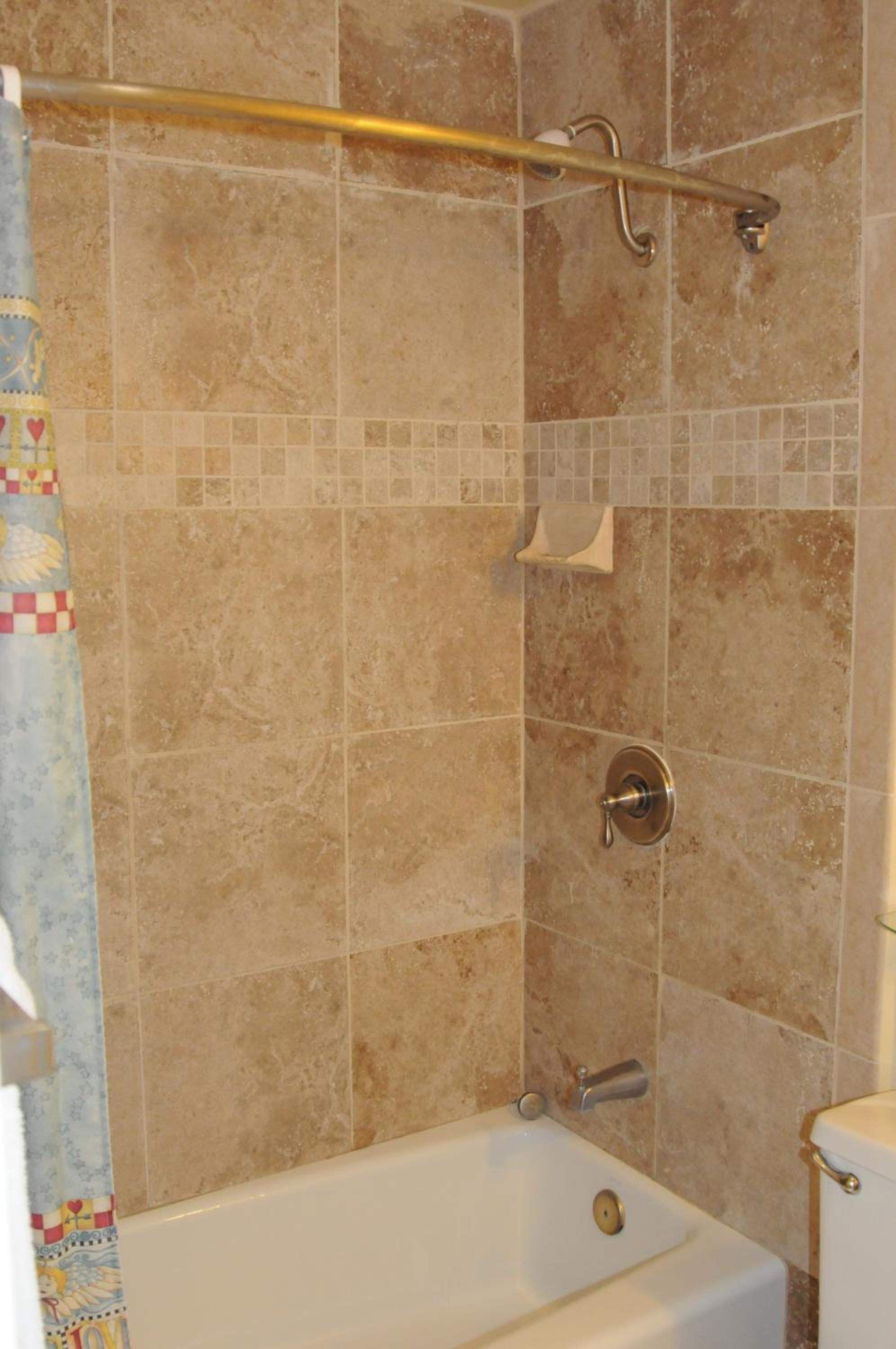 Queen Room - Photo 4
