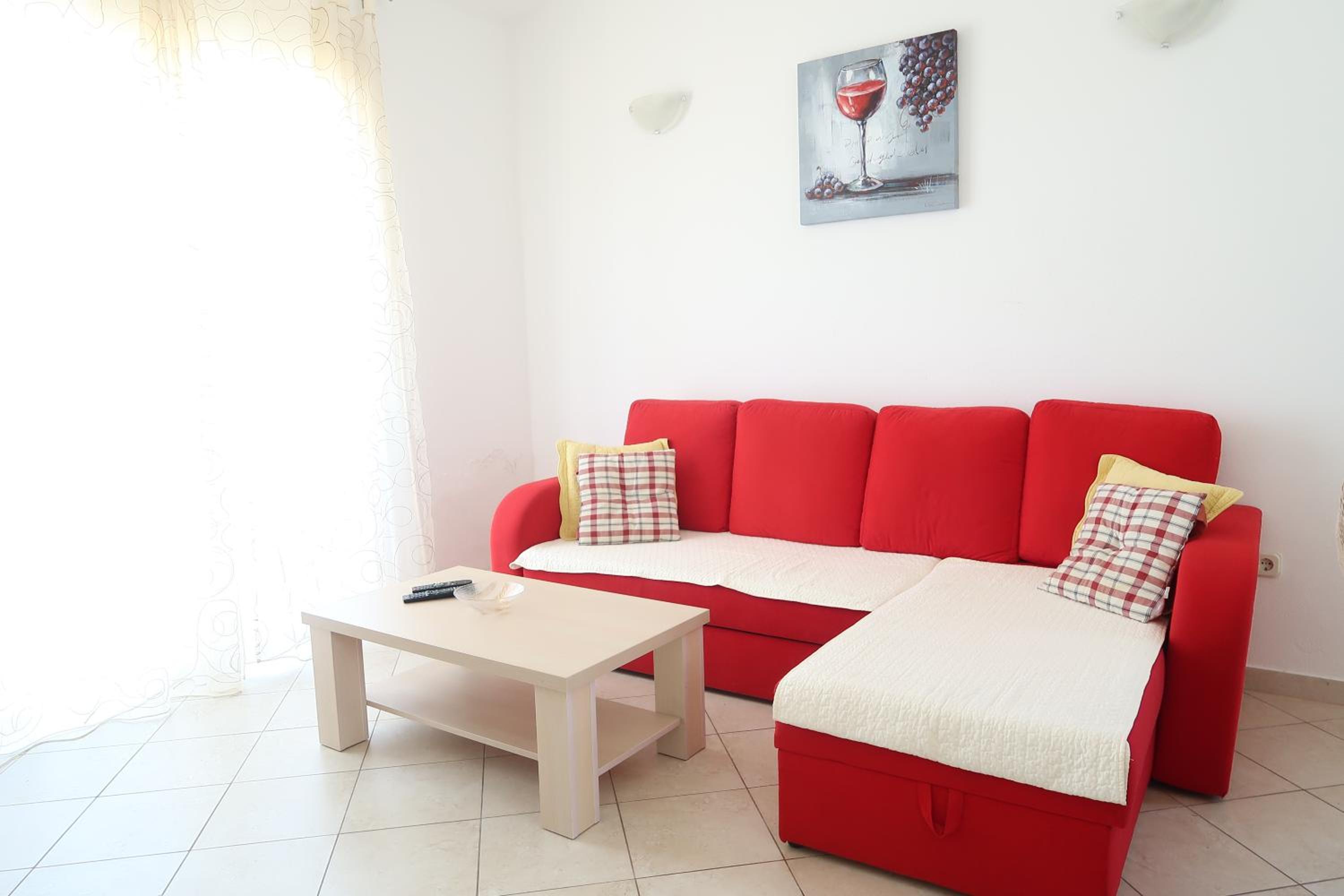 Two-Bedroom Apartment With Sea View (4 Adults)