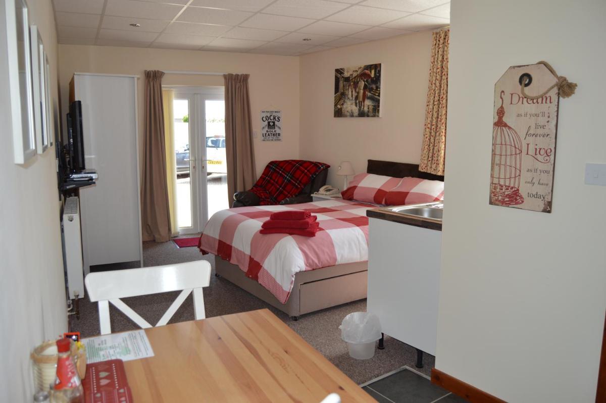 Double Room - Disability Access photo 2