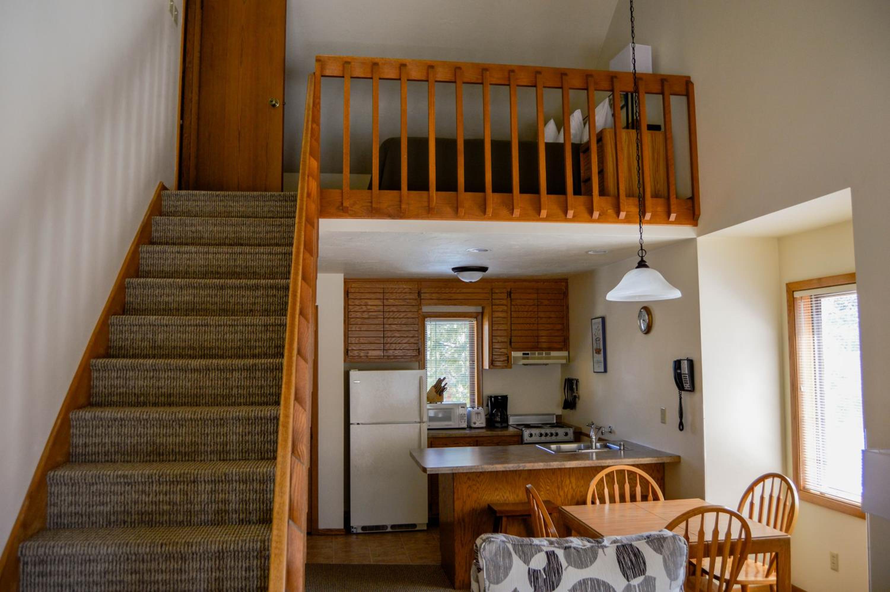 Captain's Loft with Two Bathrooms photo 3