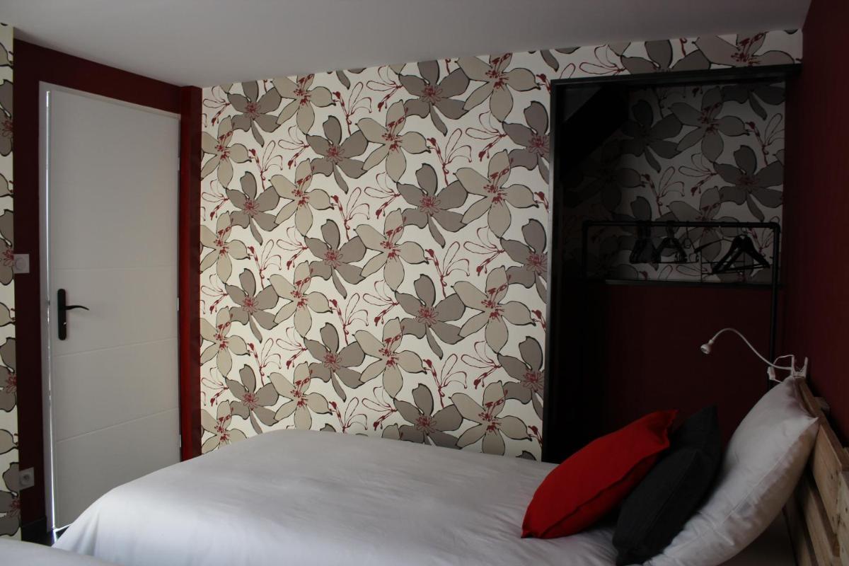 One-Bedroom Suite photo 3