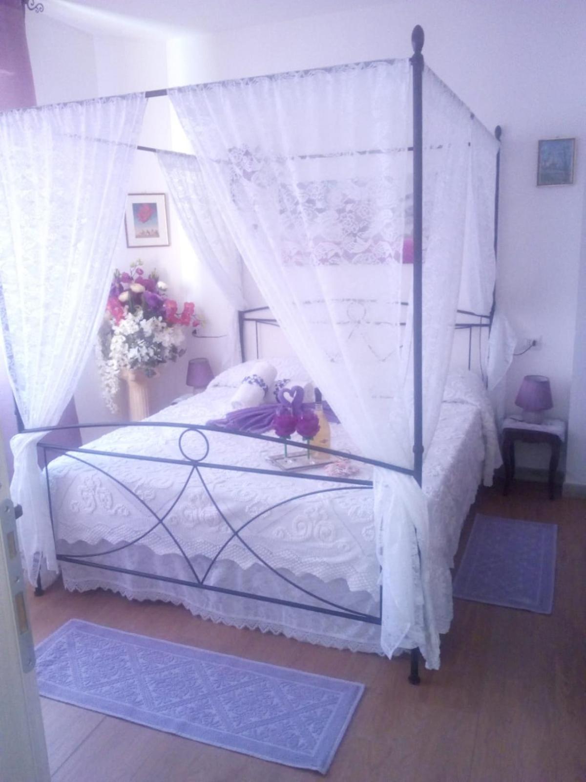 Comfort Double Room With Private Kitchen And Bathroom  photo 1