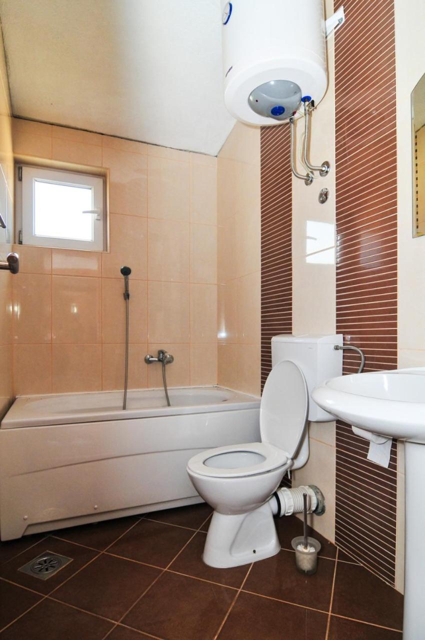 Studio Apartment photo 3