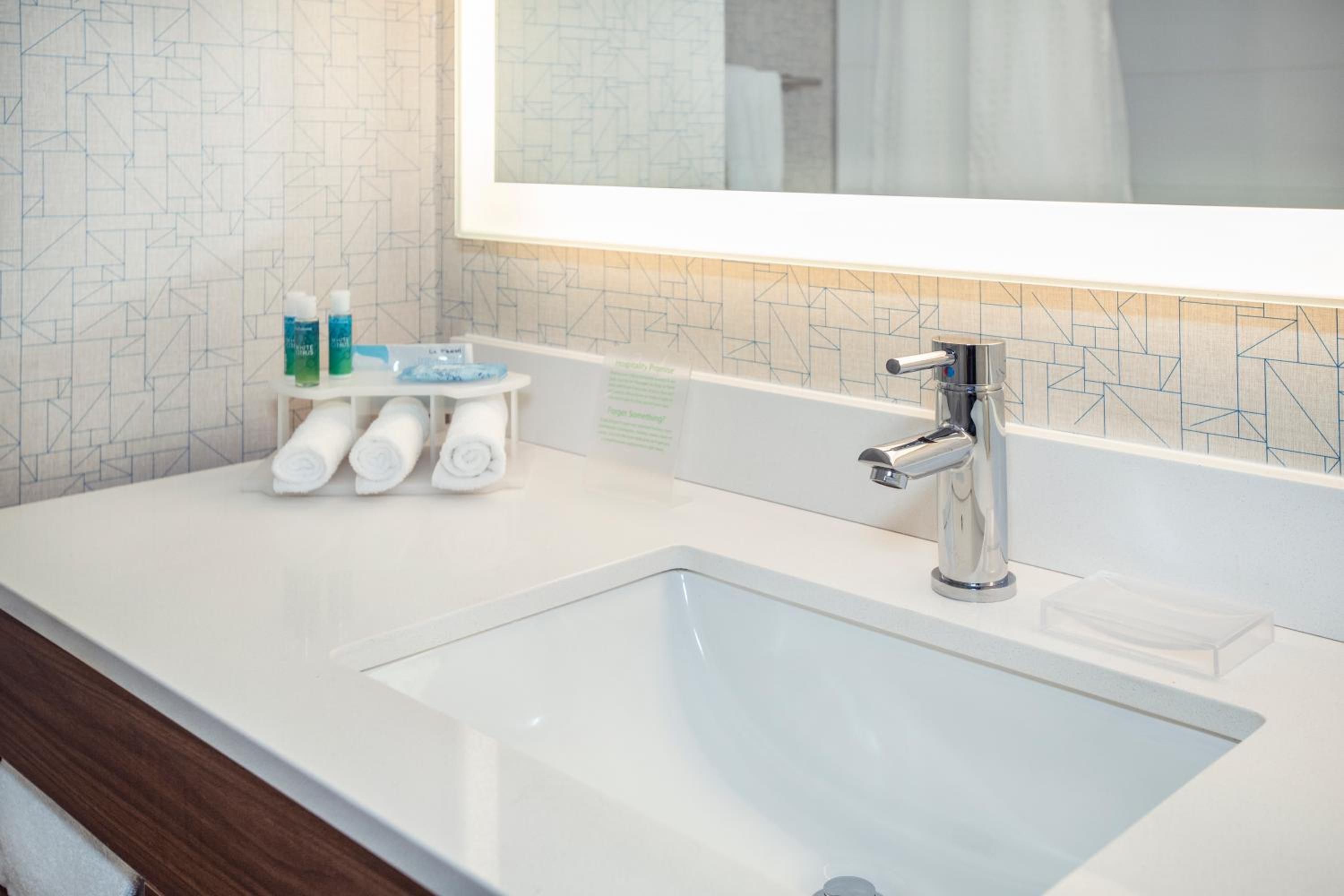 Holiday Inn Express & Suites Medicine Hat by IHG, 사진 2