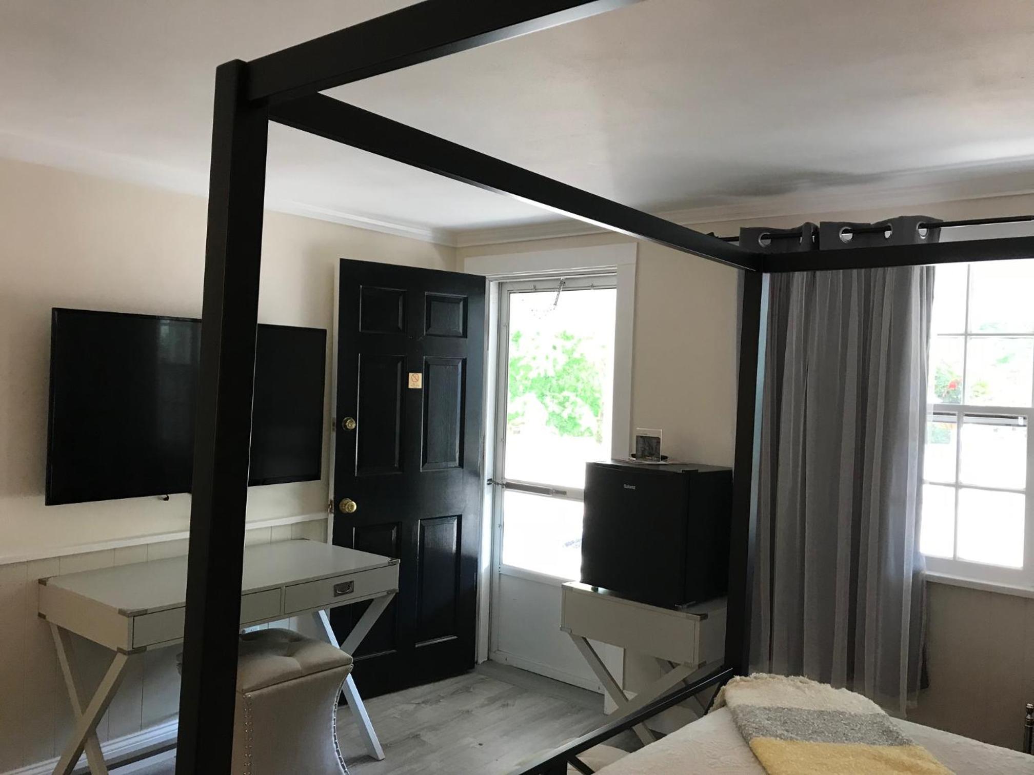 Classic Quadruple Room photo 2