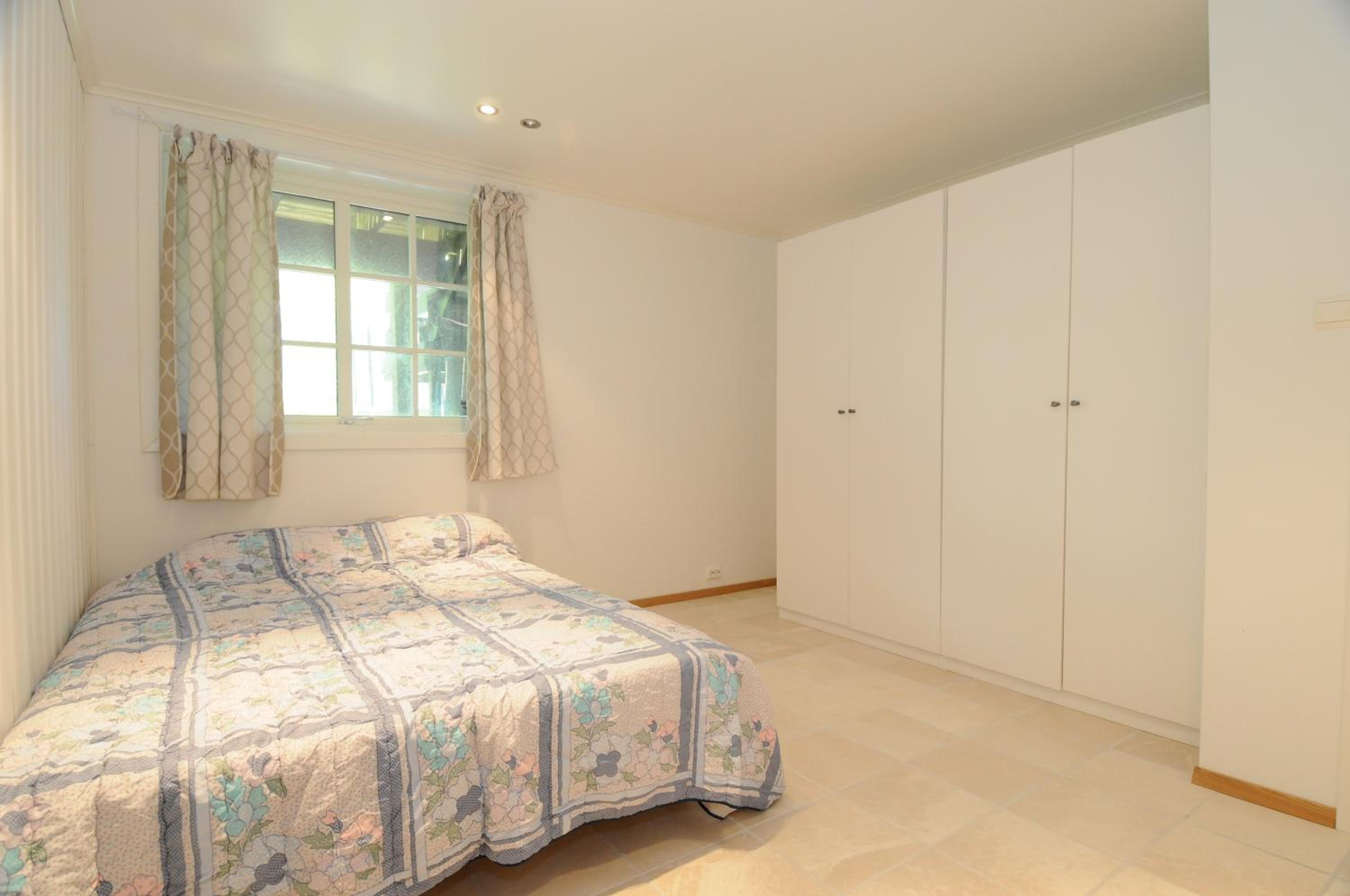 Apartment - Photo 11