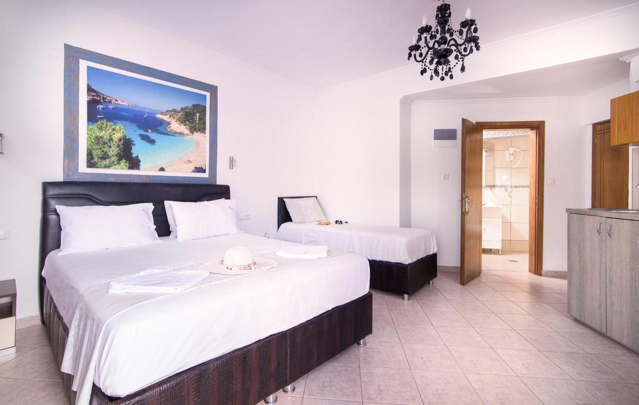 Economy Double Room Souterrain