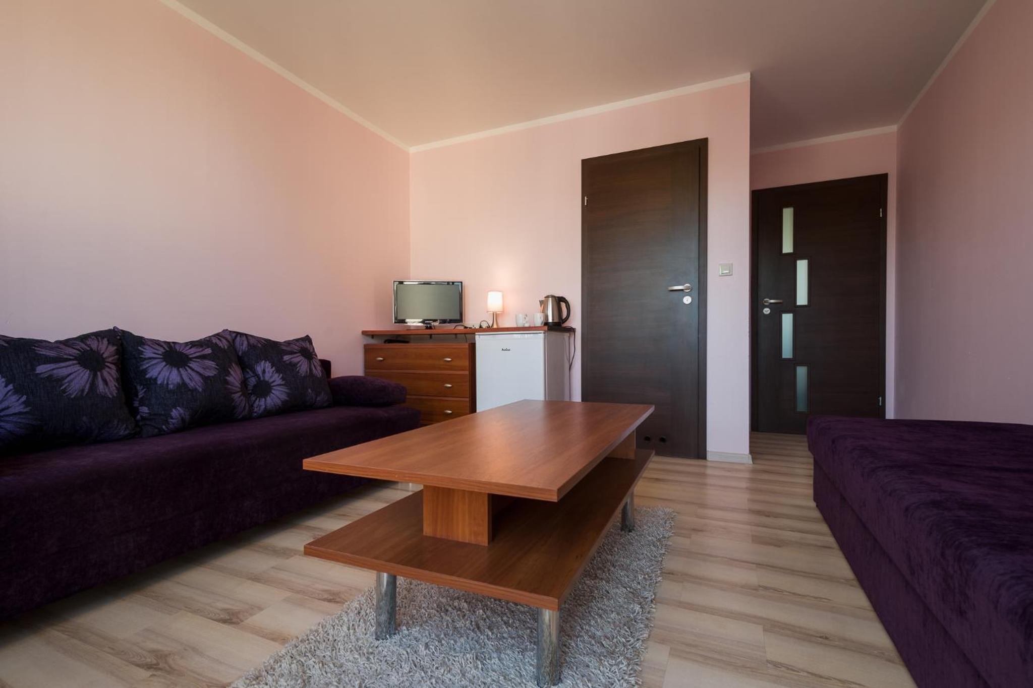 Double Room with Private Bathroom photo 2