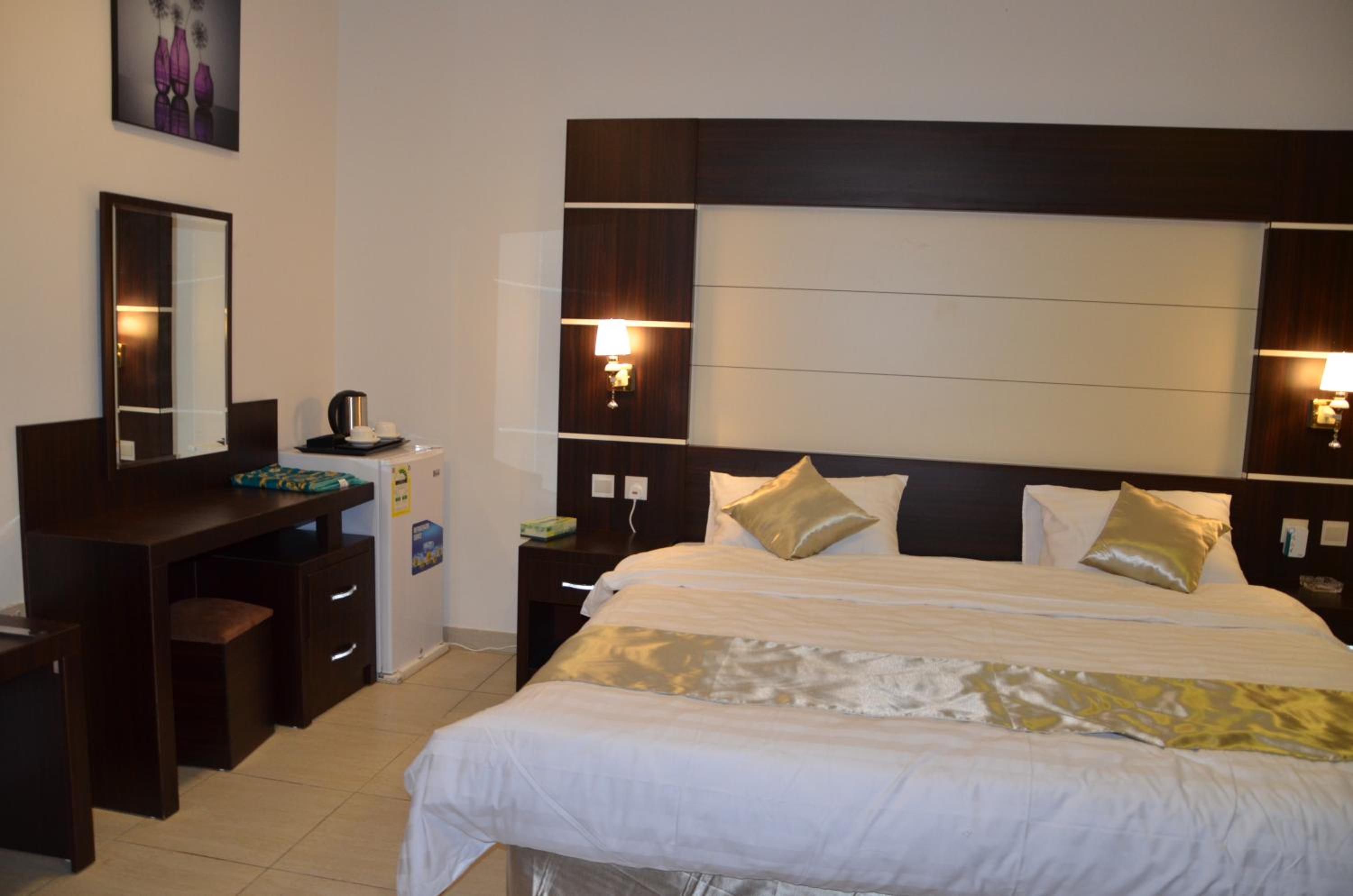 Standard Suite