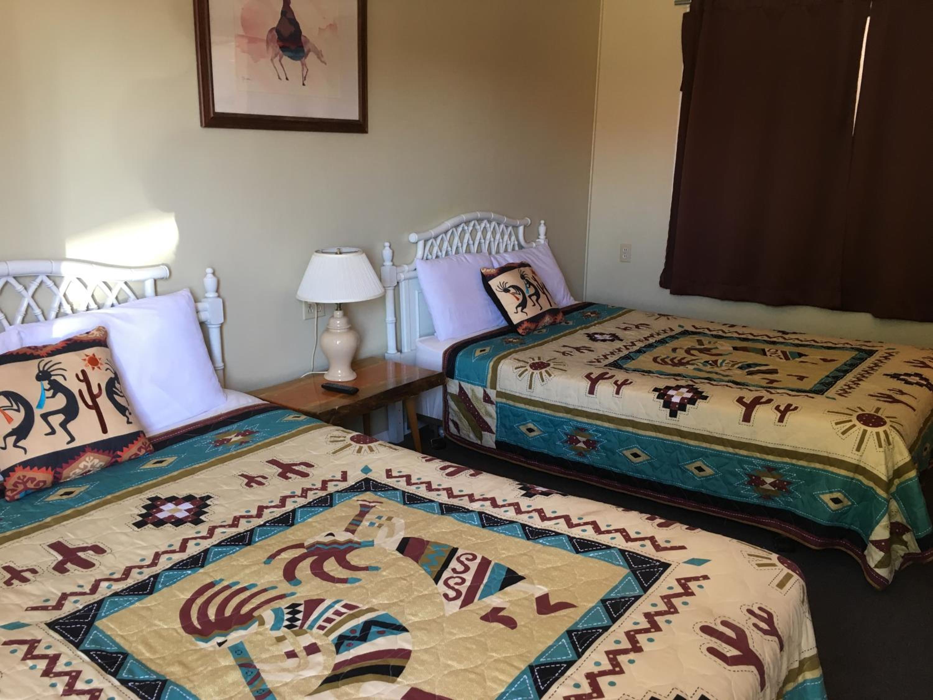Queen Room with Two Queen Beds - Photo 1