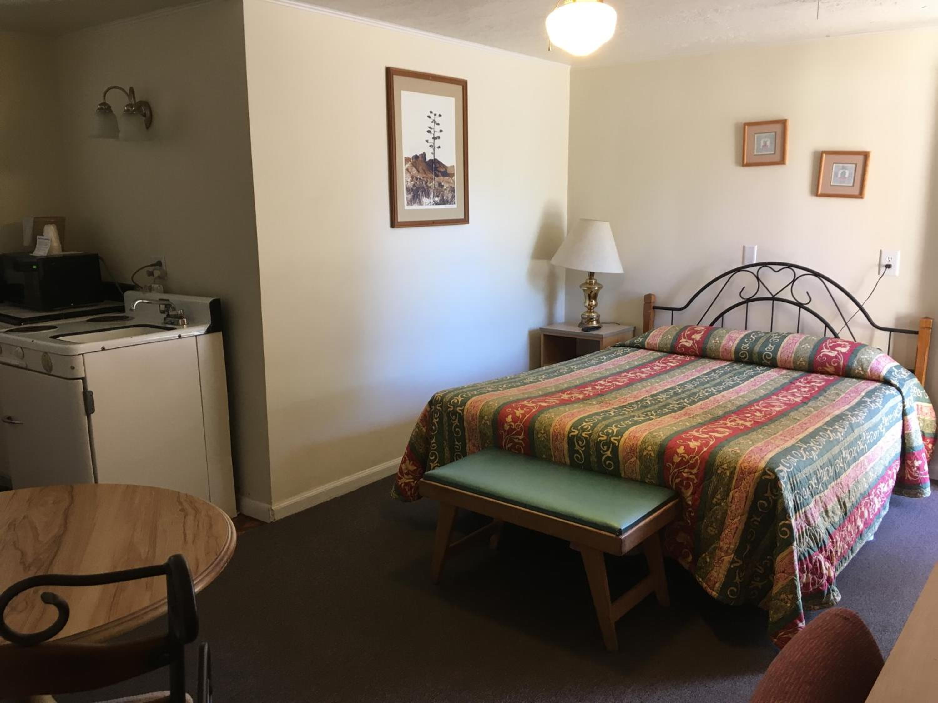 Family Room - Photo 1