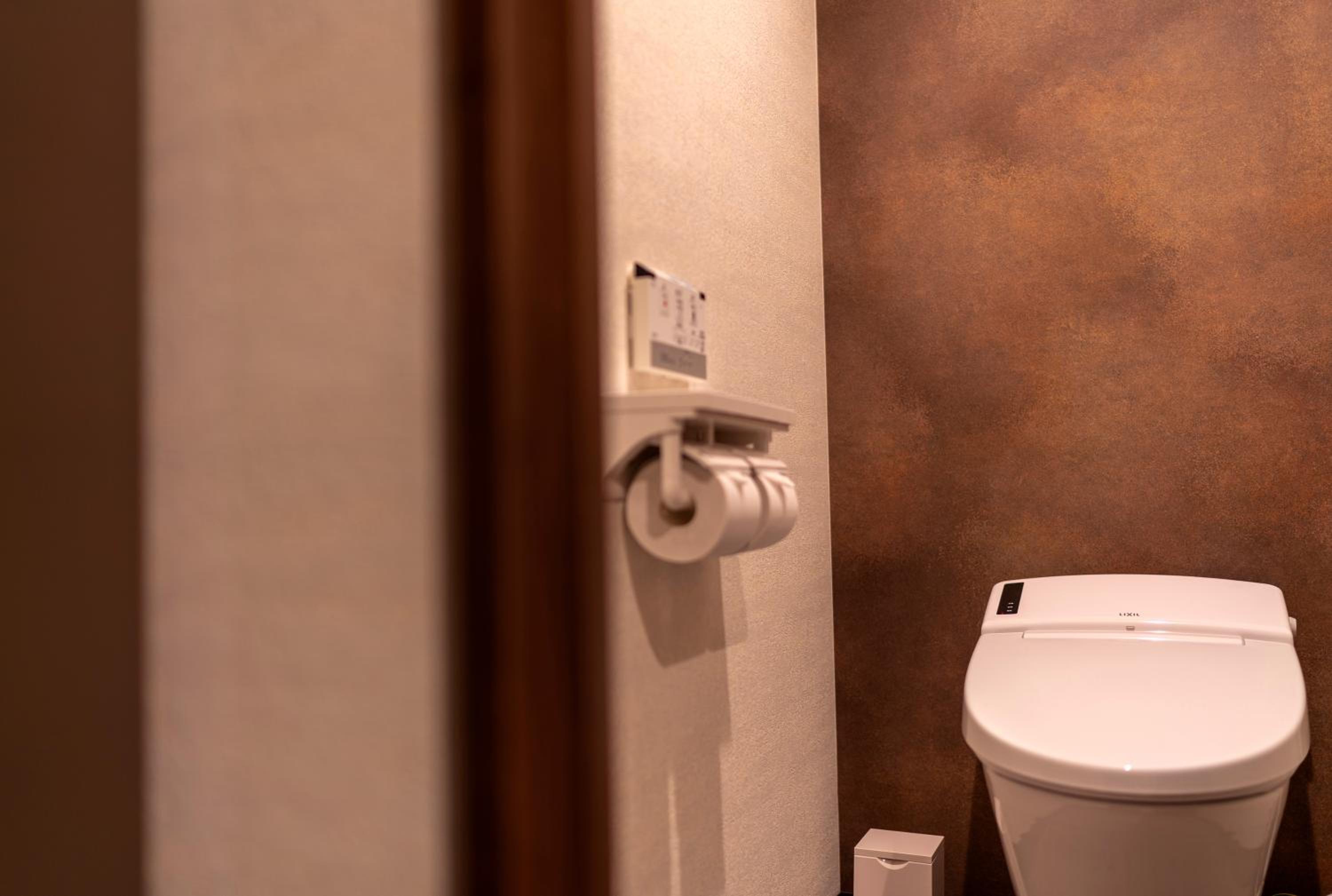 Deluxe Twin Room - Non-Smoking photo 2