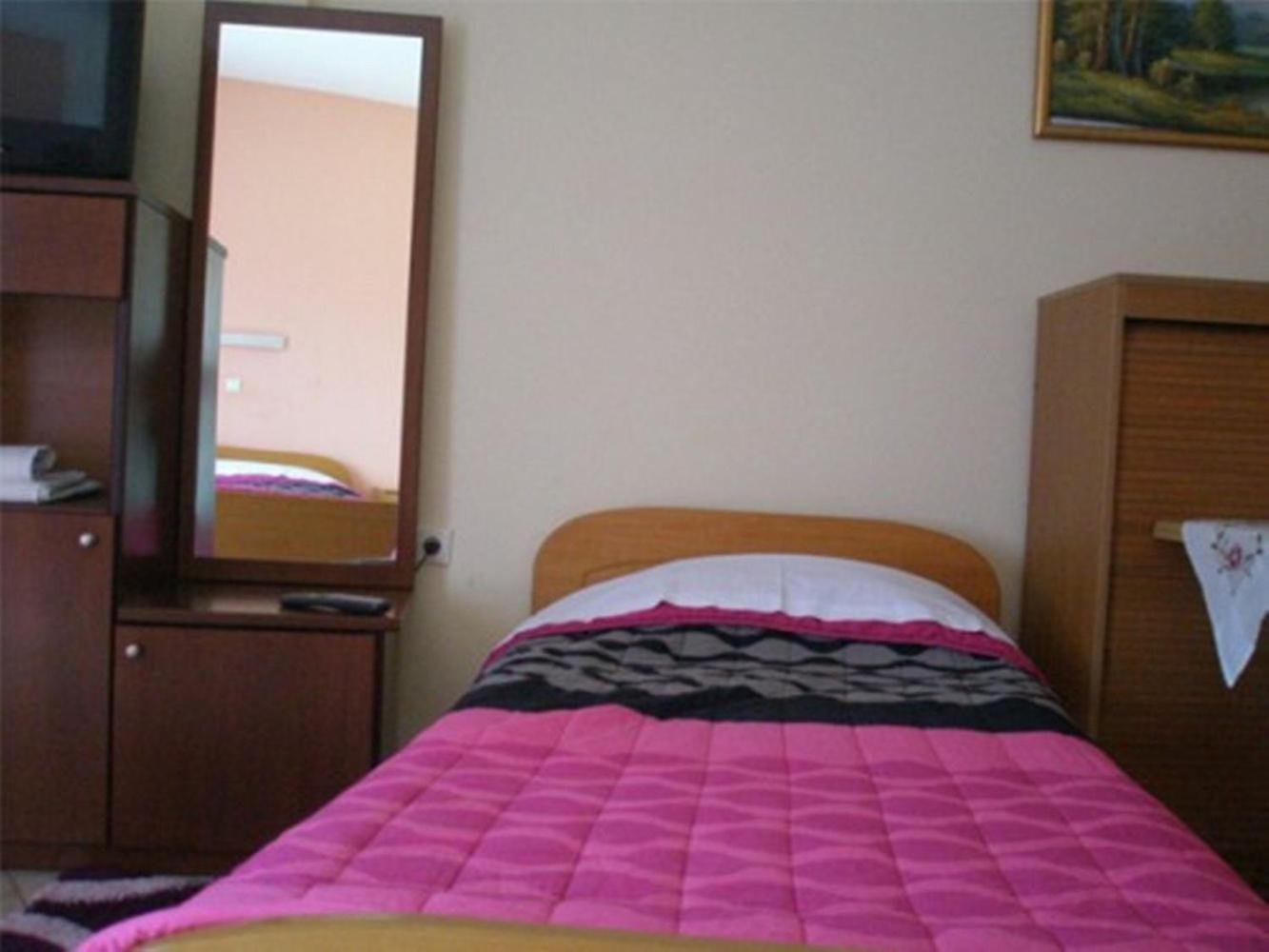 Triple Room - Photo 4