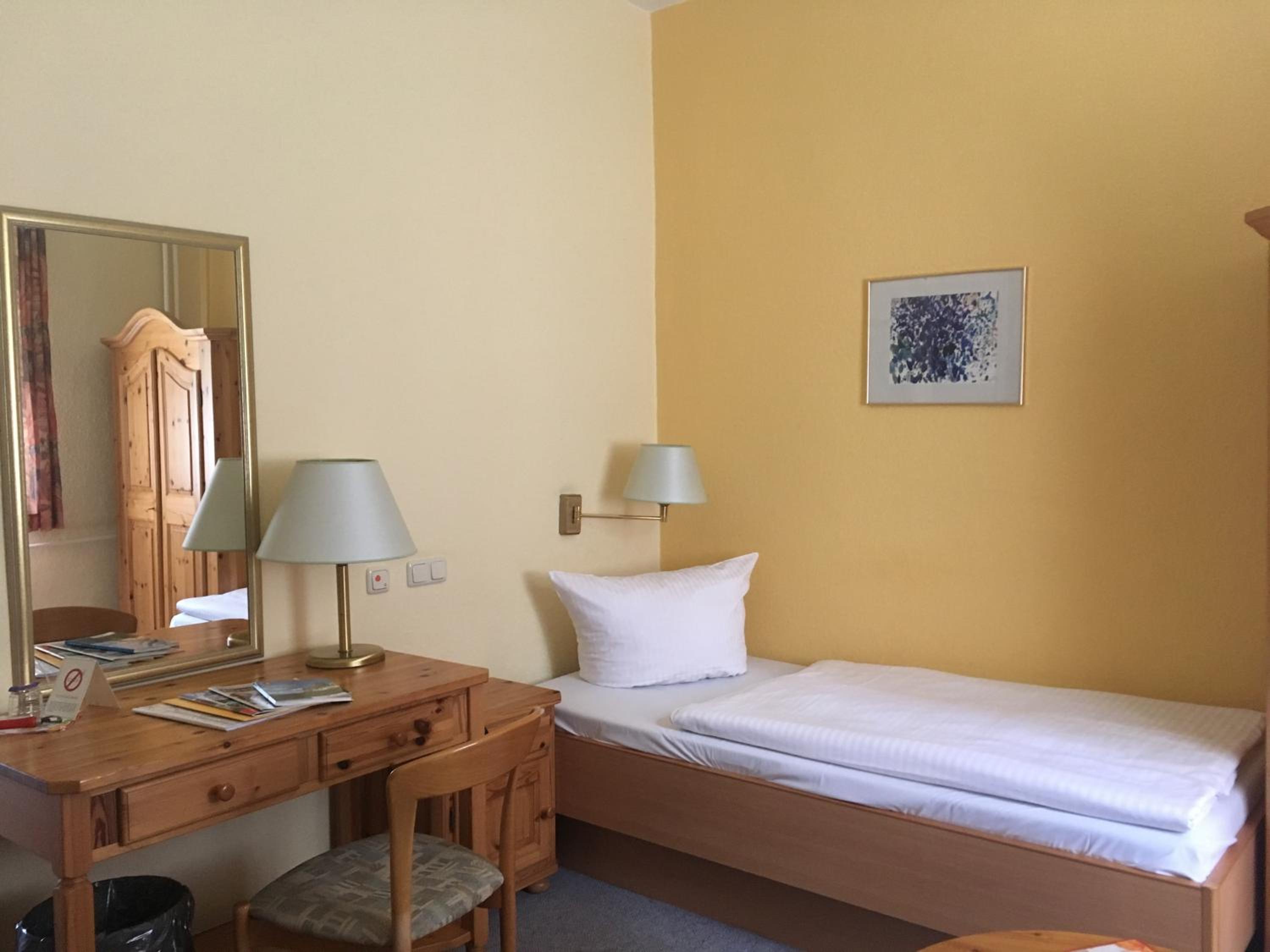 Standard Single Room