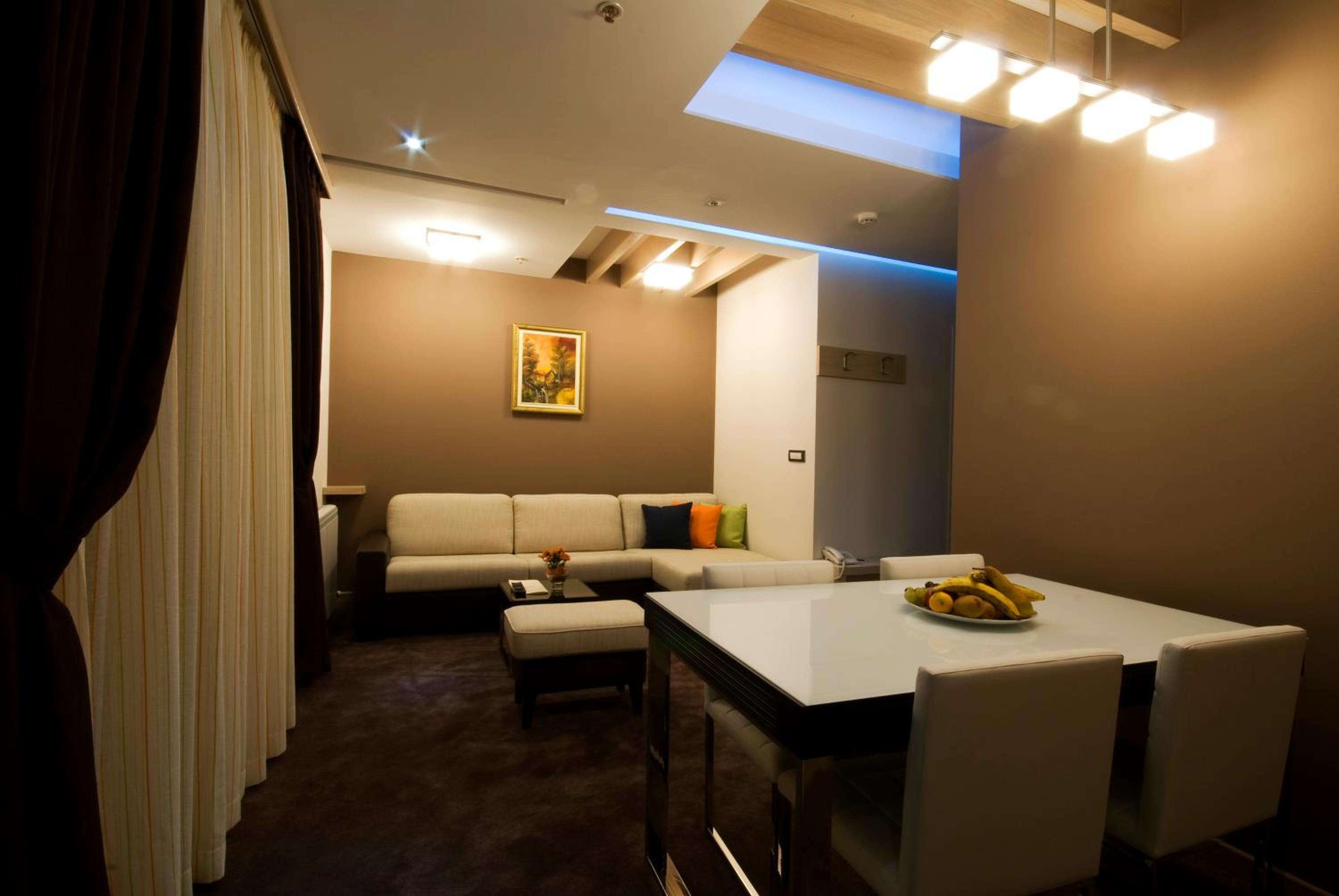 Family Apartment photo 1