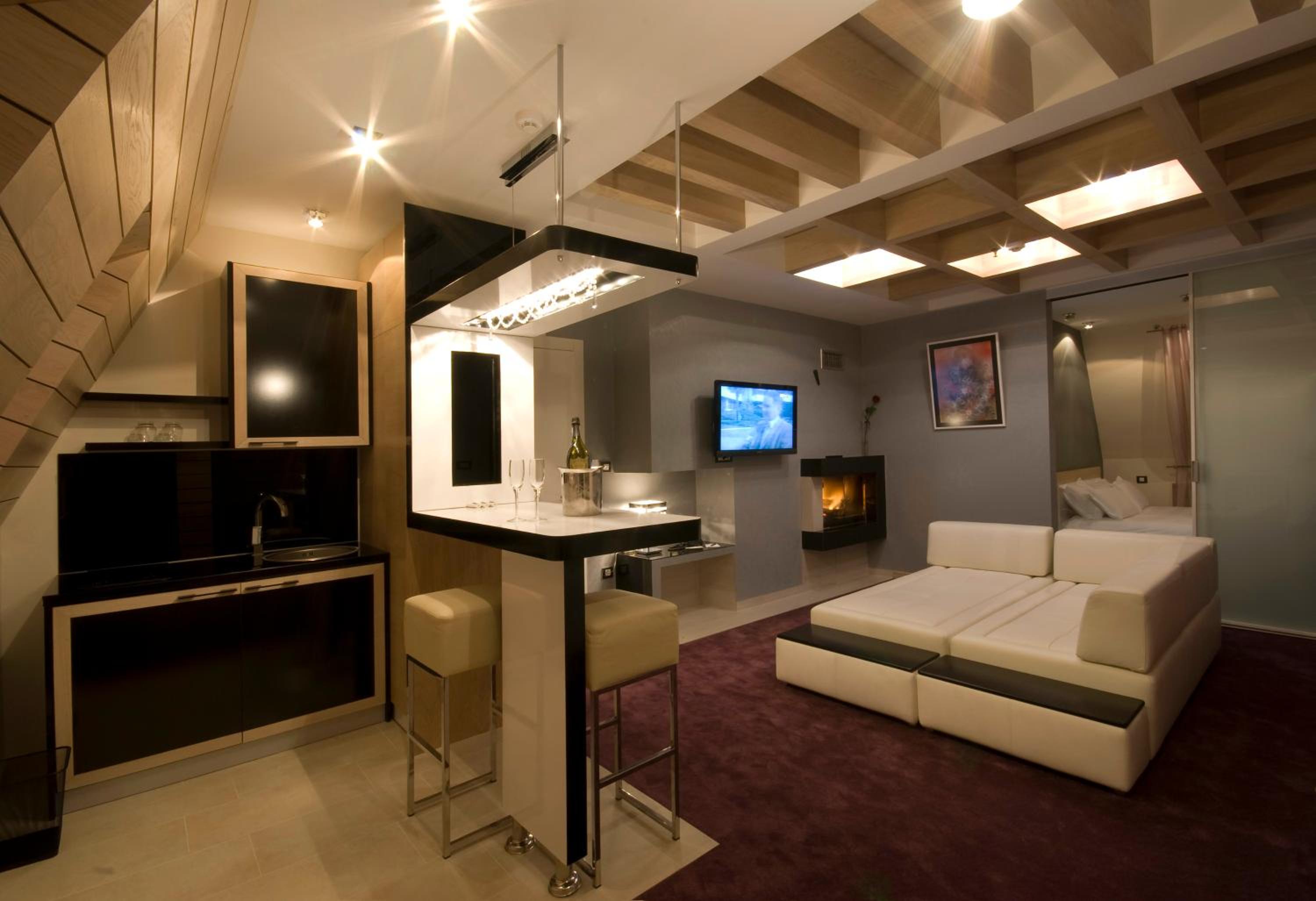 Luxury Apartment photo 1