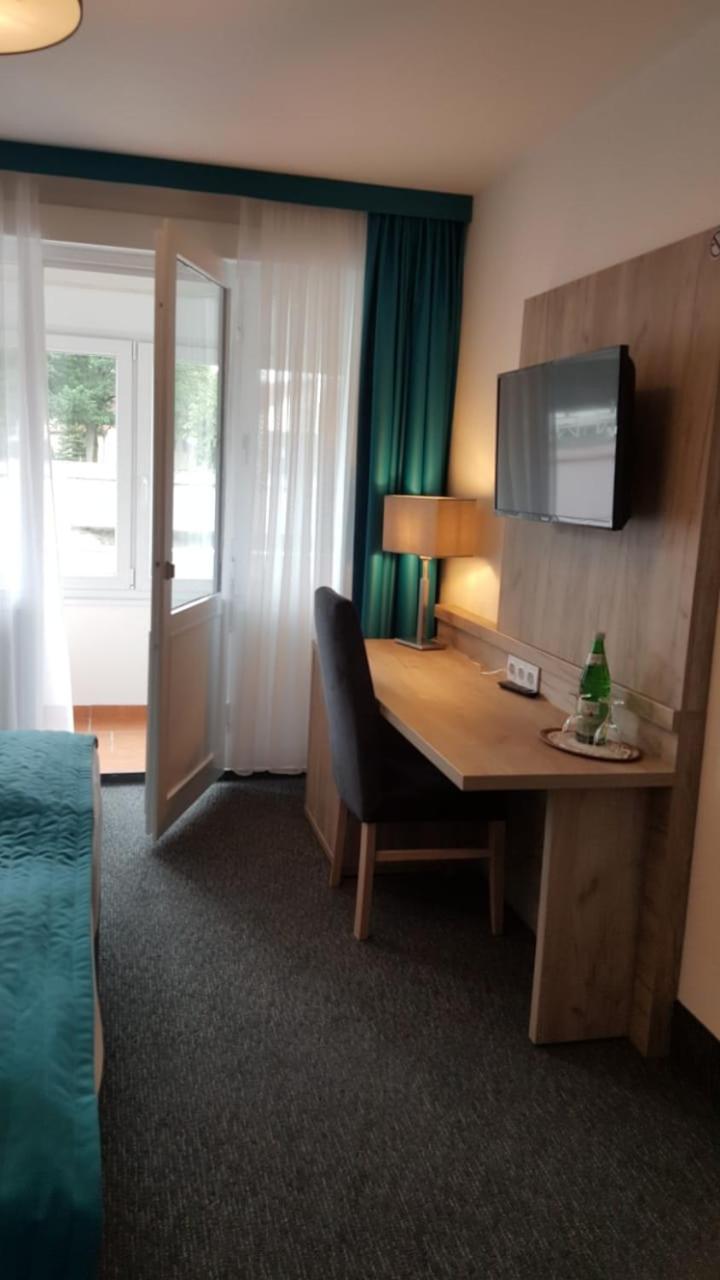 Double Room - Photo 9