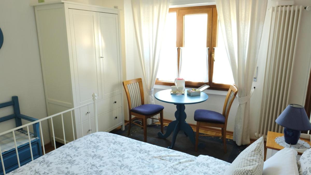 Double Room with Balcony photo 3