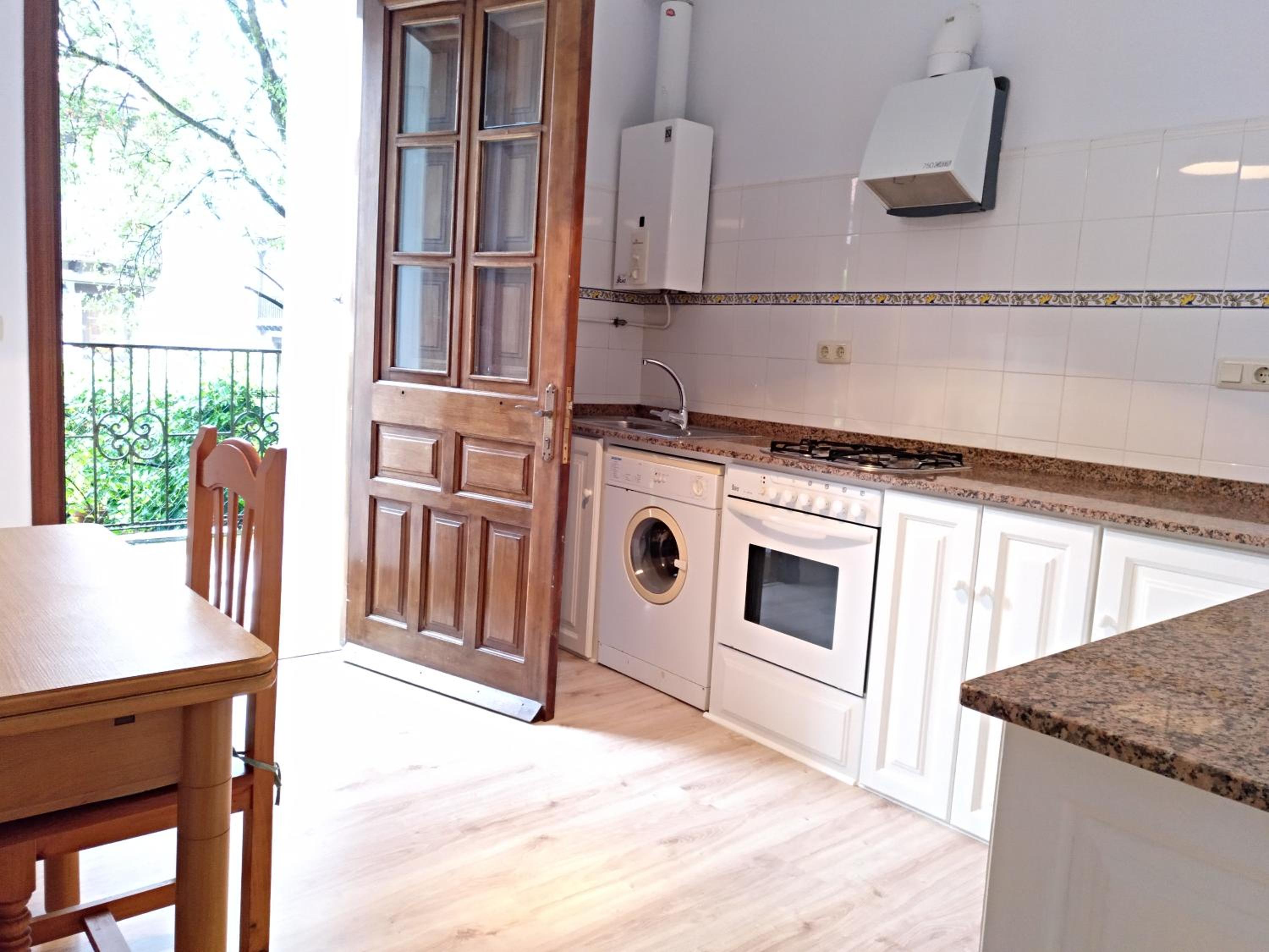 Apartment - Ground Floor photo 2