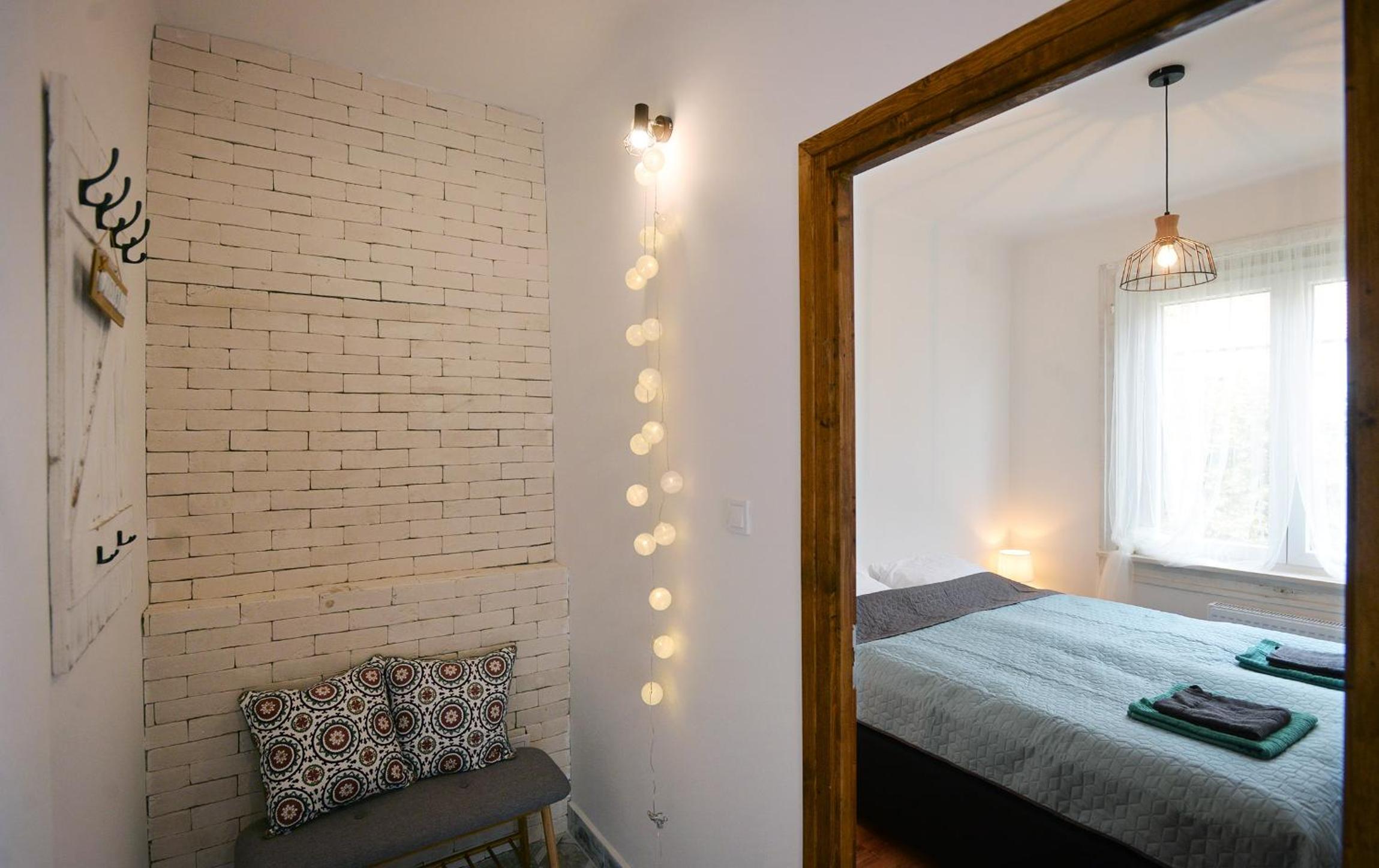 Two-Bedroom Apartment - Photo 18