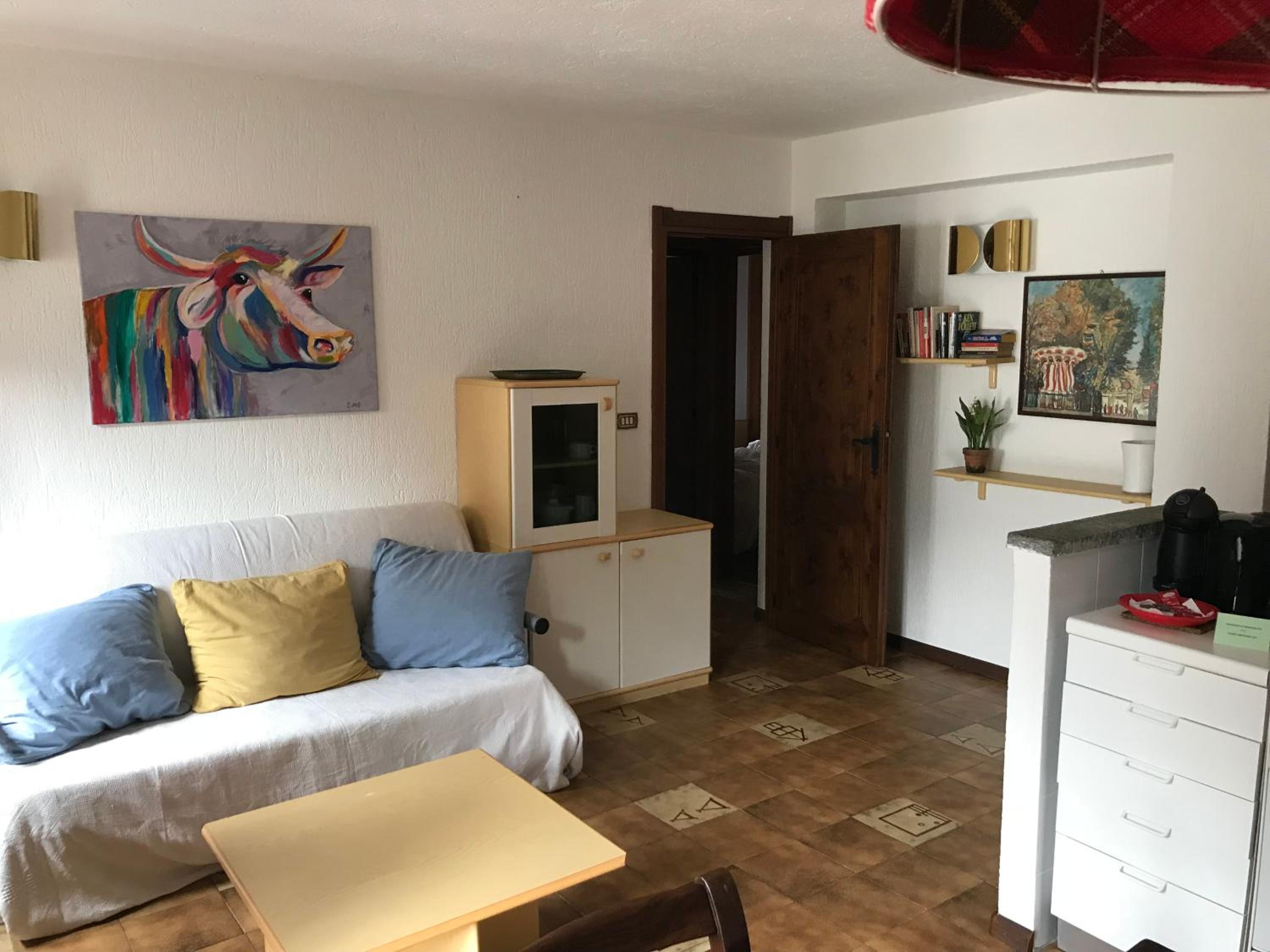 Apartment with Mountain View - Photo 23