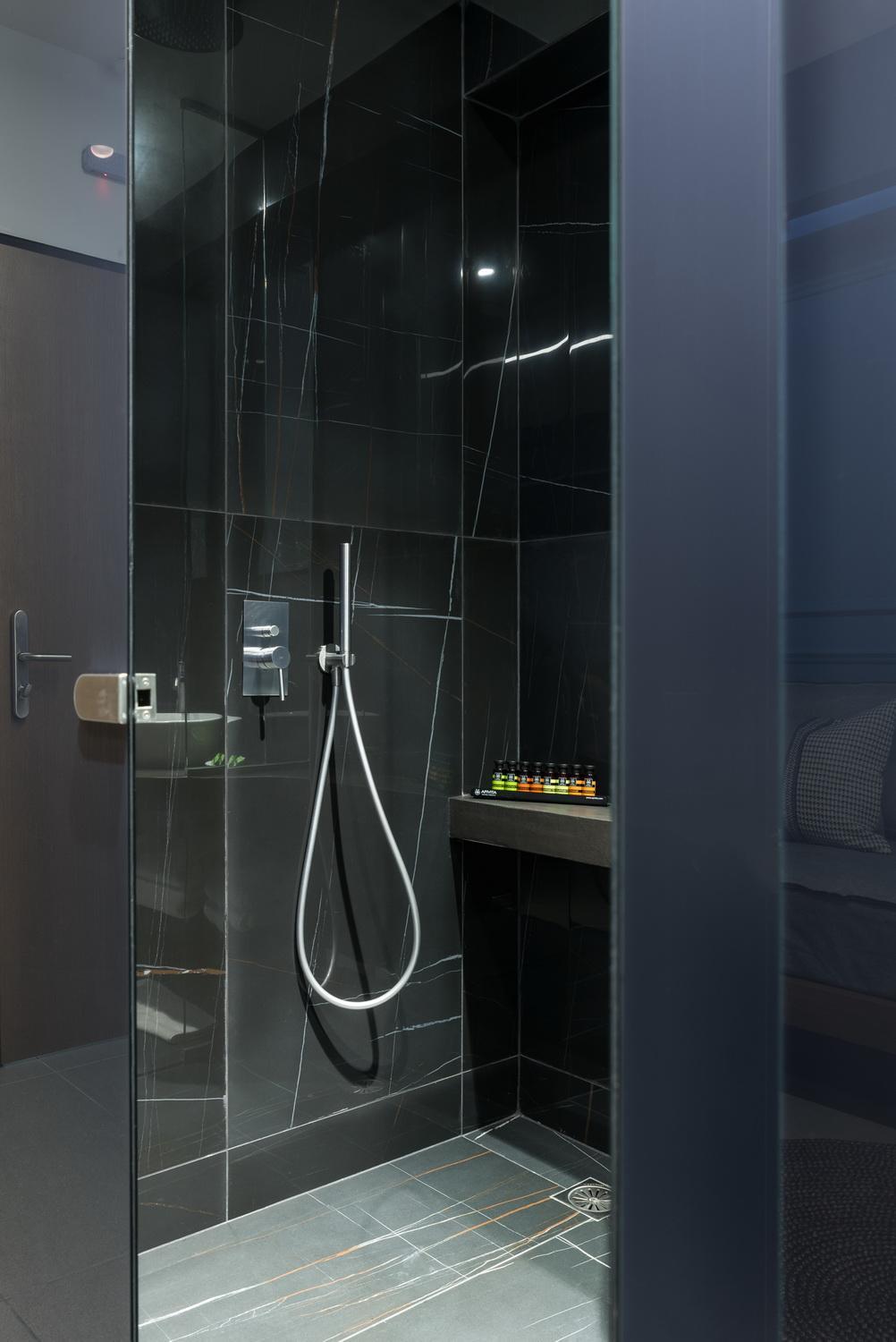 Sir Comfort Suite photo 2