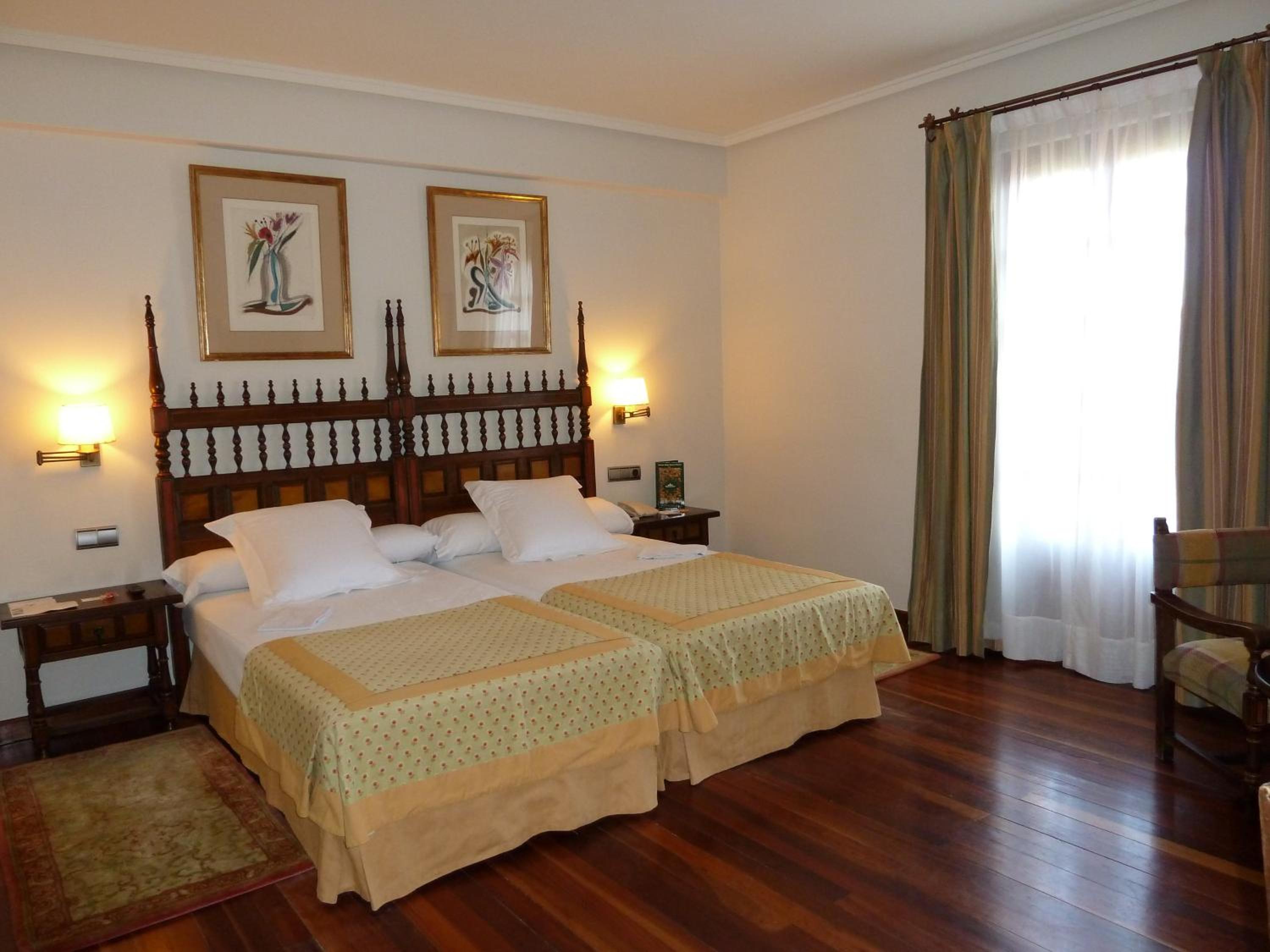 Standard Double Room - Photo 4