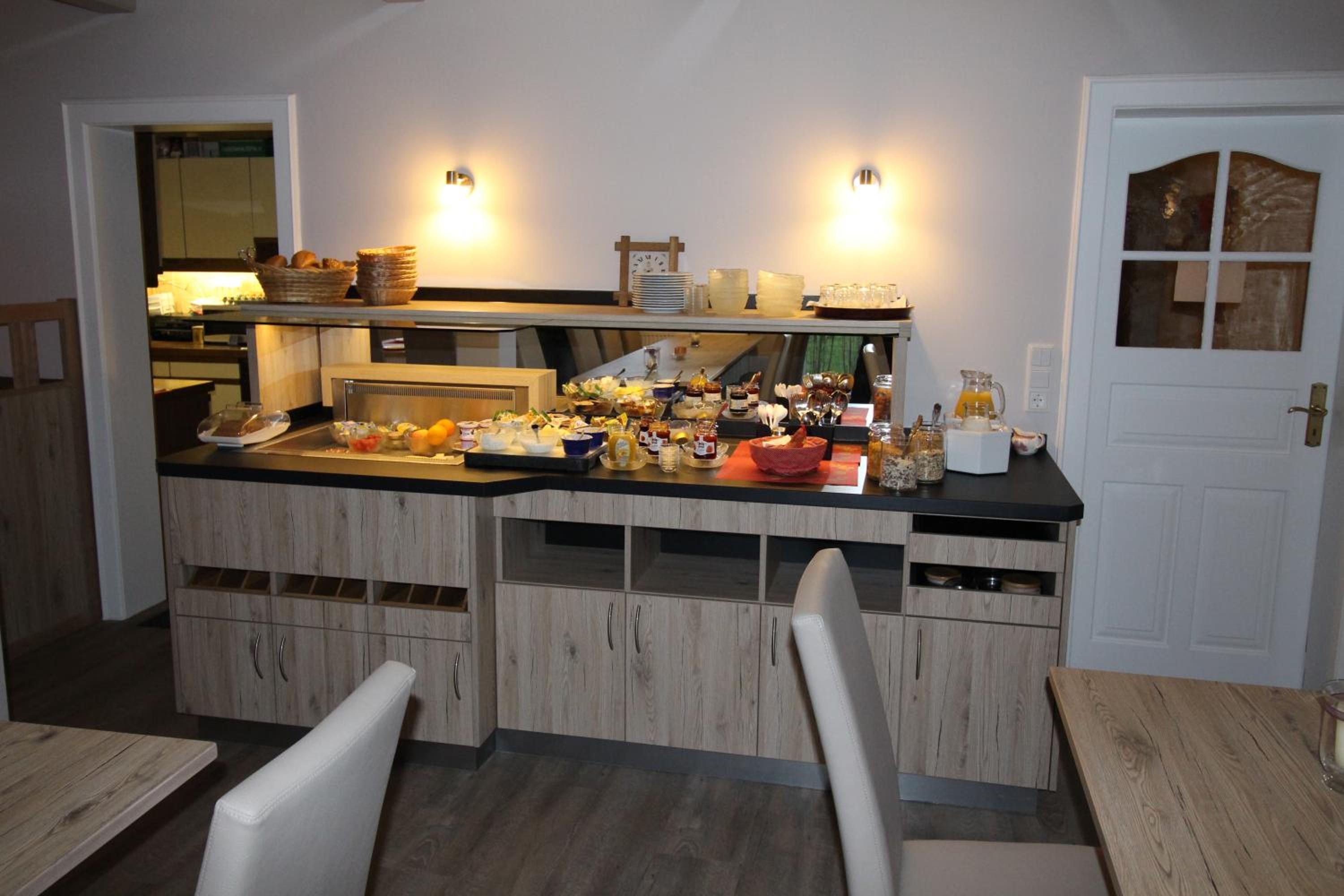 Double Room - Photo 6