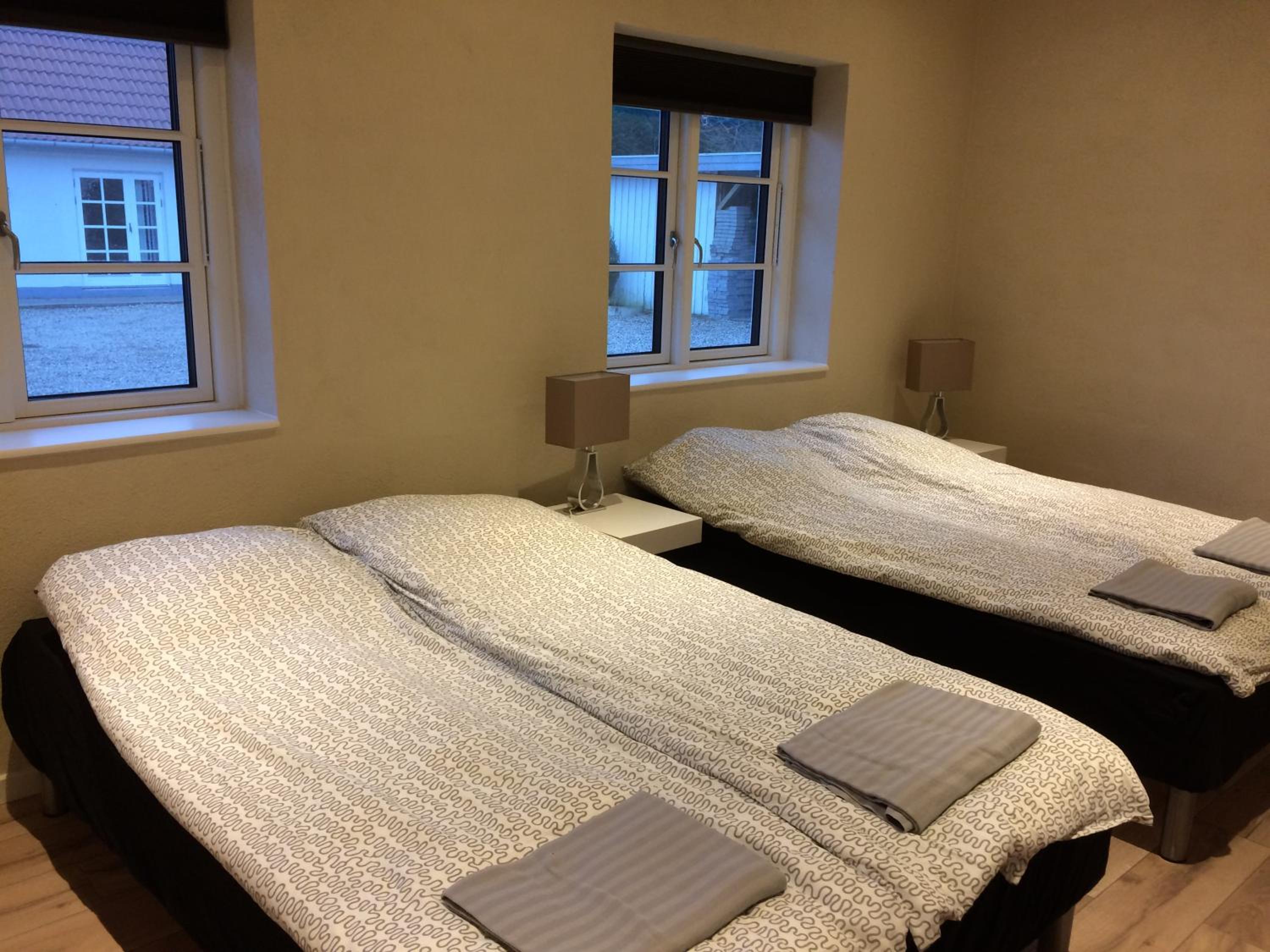 Quadruple Room with Private Bathroom photo 1