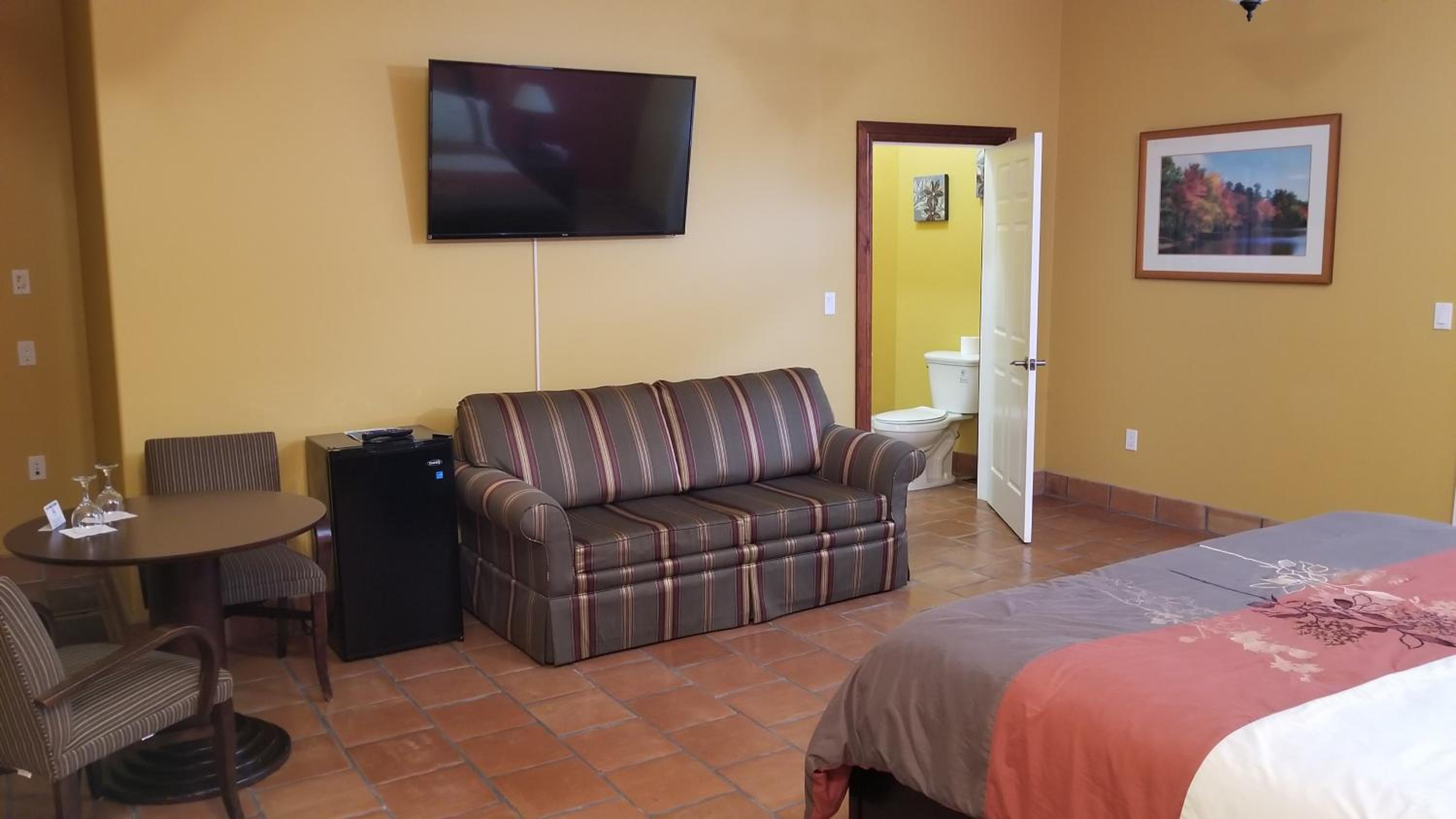 Double or Twin Room with Bathroom