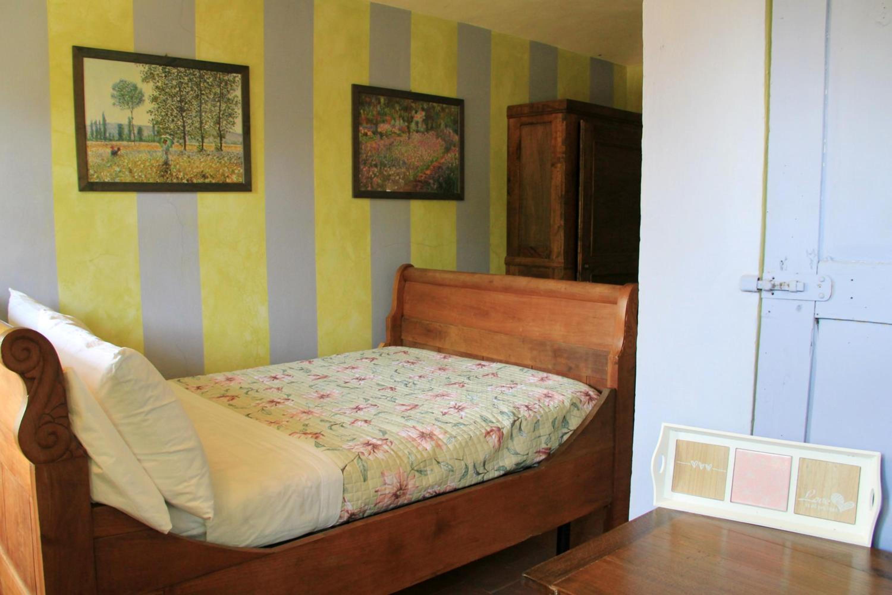 Small Double Room photo 3