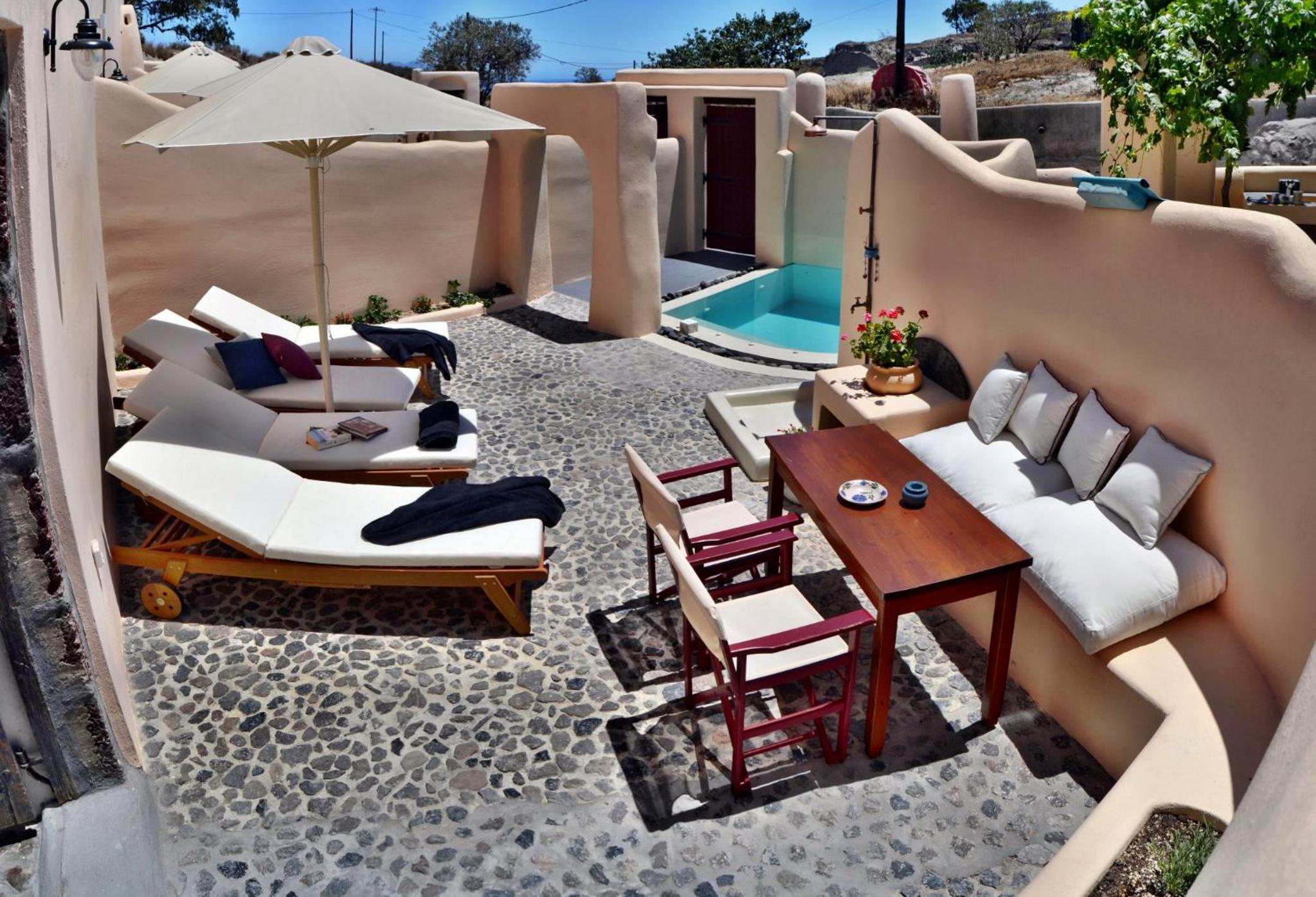 Two Bedroom Suite with Private Pool - Photo 12