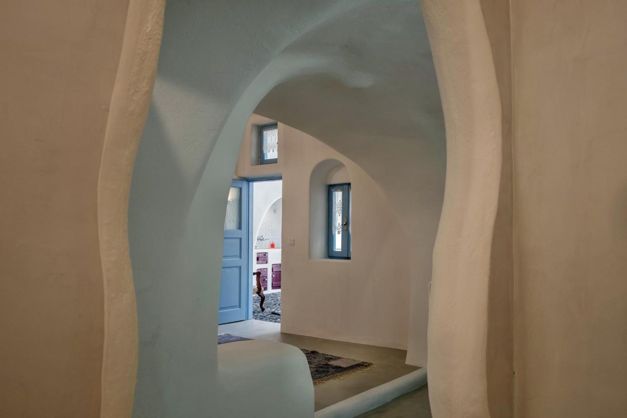 Two Bedroom Suite with Private Pool - Photo 5