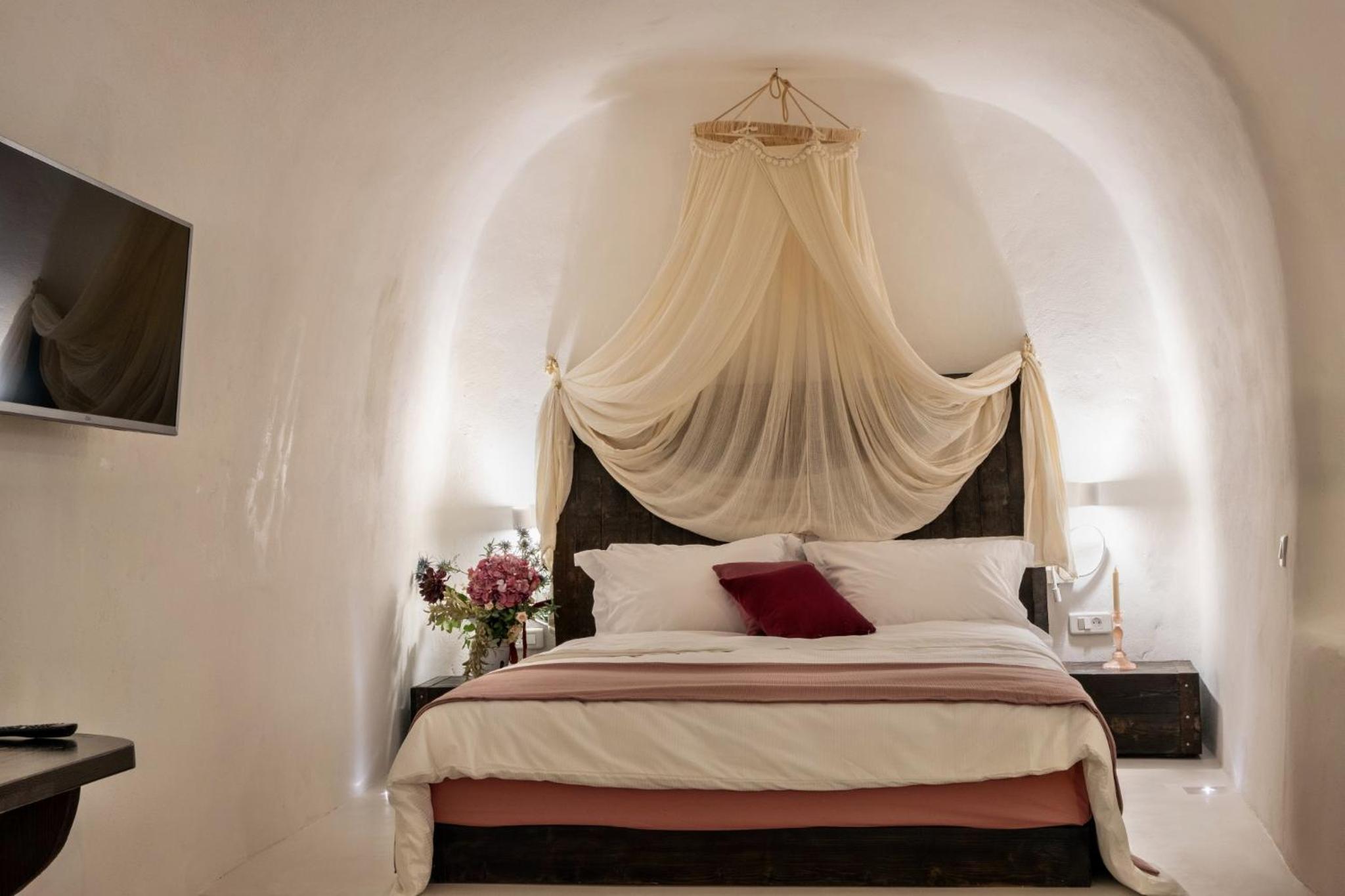 Suite with Private Pool - Photo 1