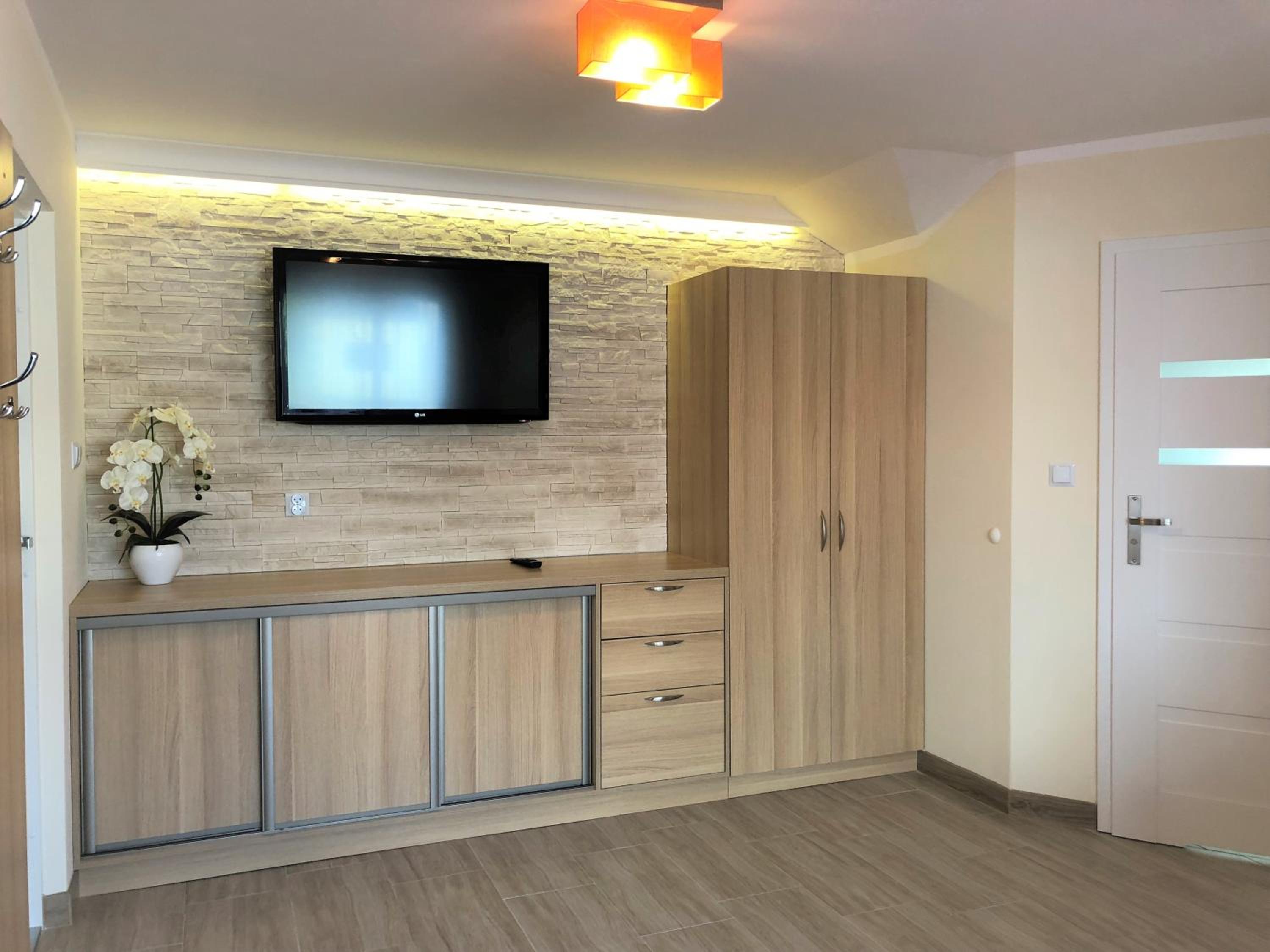 Family Suite with Balcony photo 2