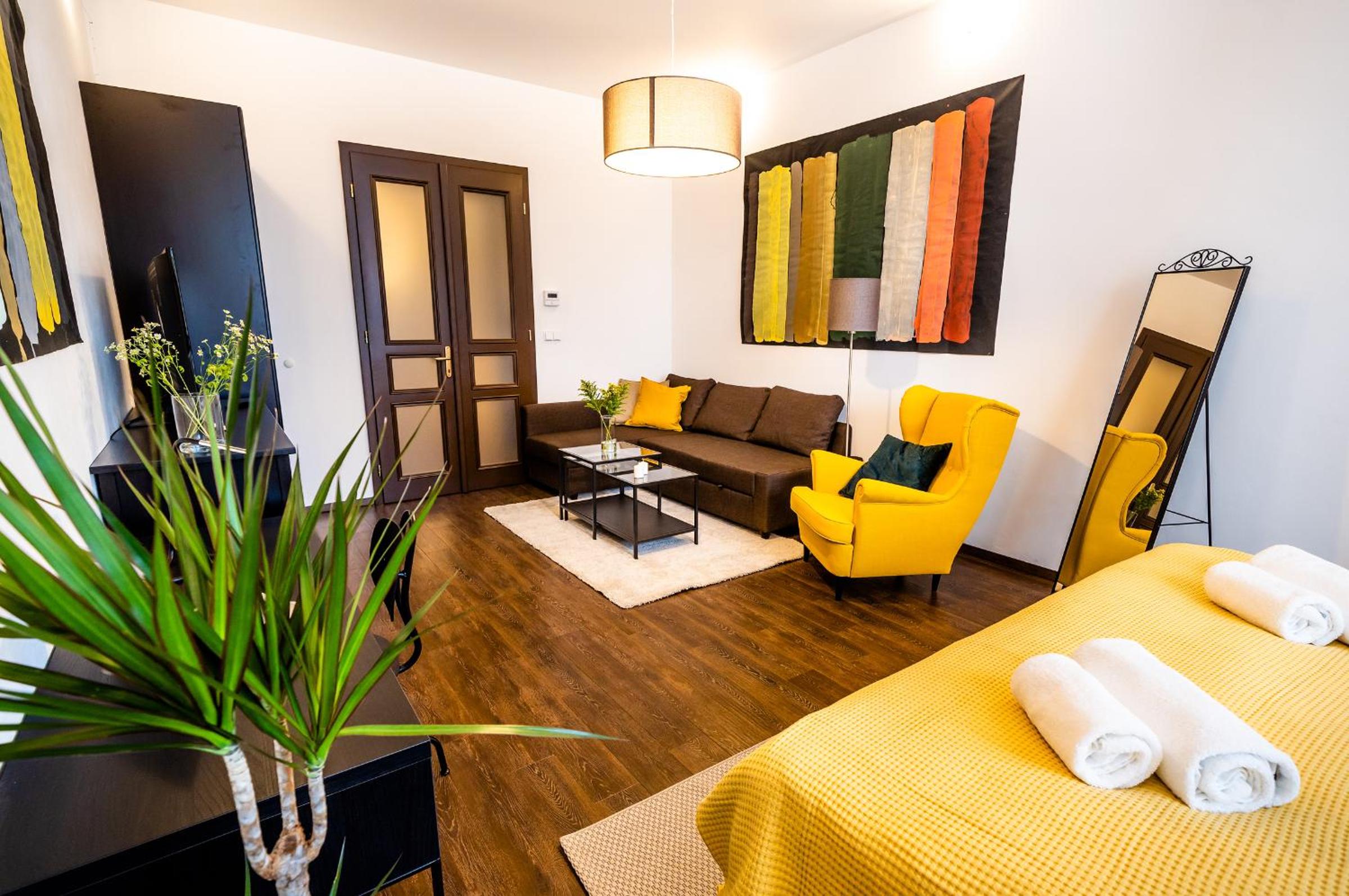 Apartment - Photo 3