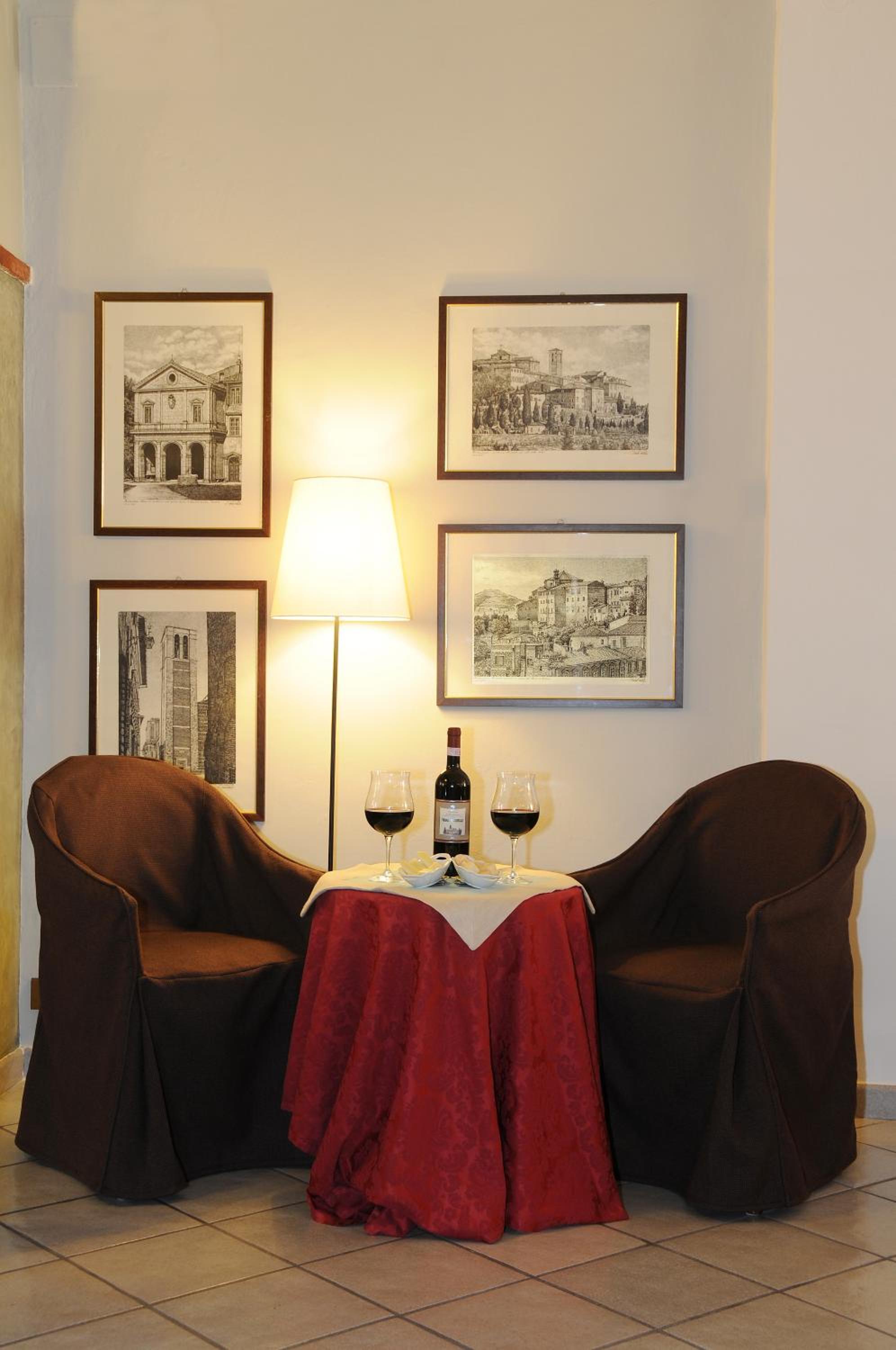 Superior Double or Twin Room - Photo 2