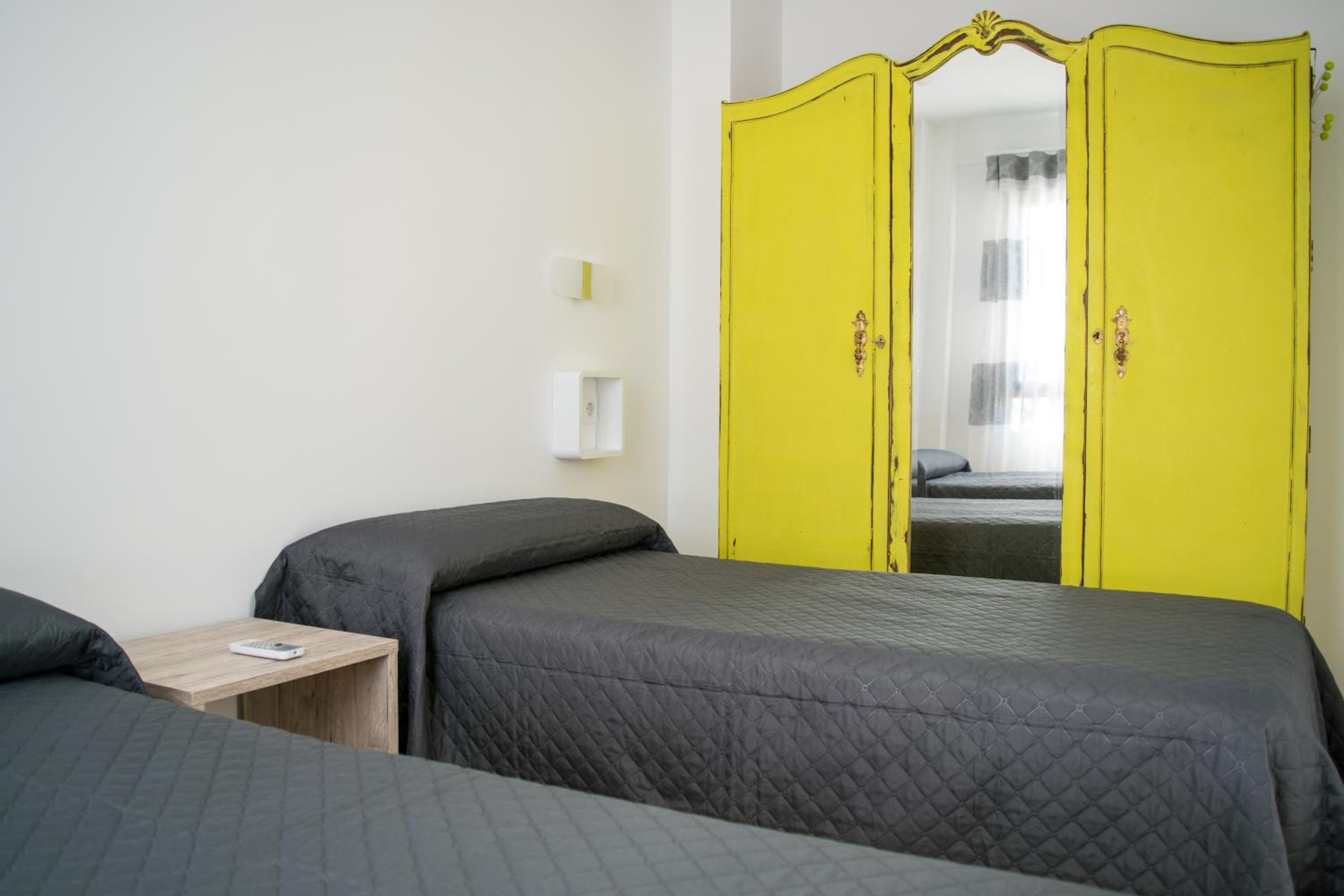 Deluxe Double Room with Balcony - Photo 49