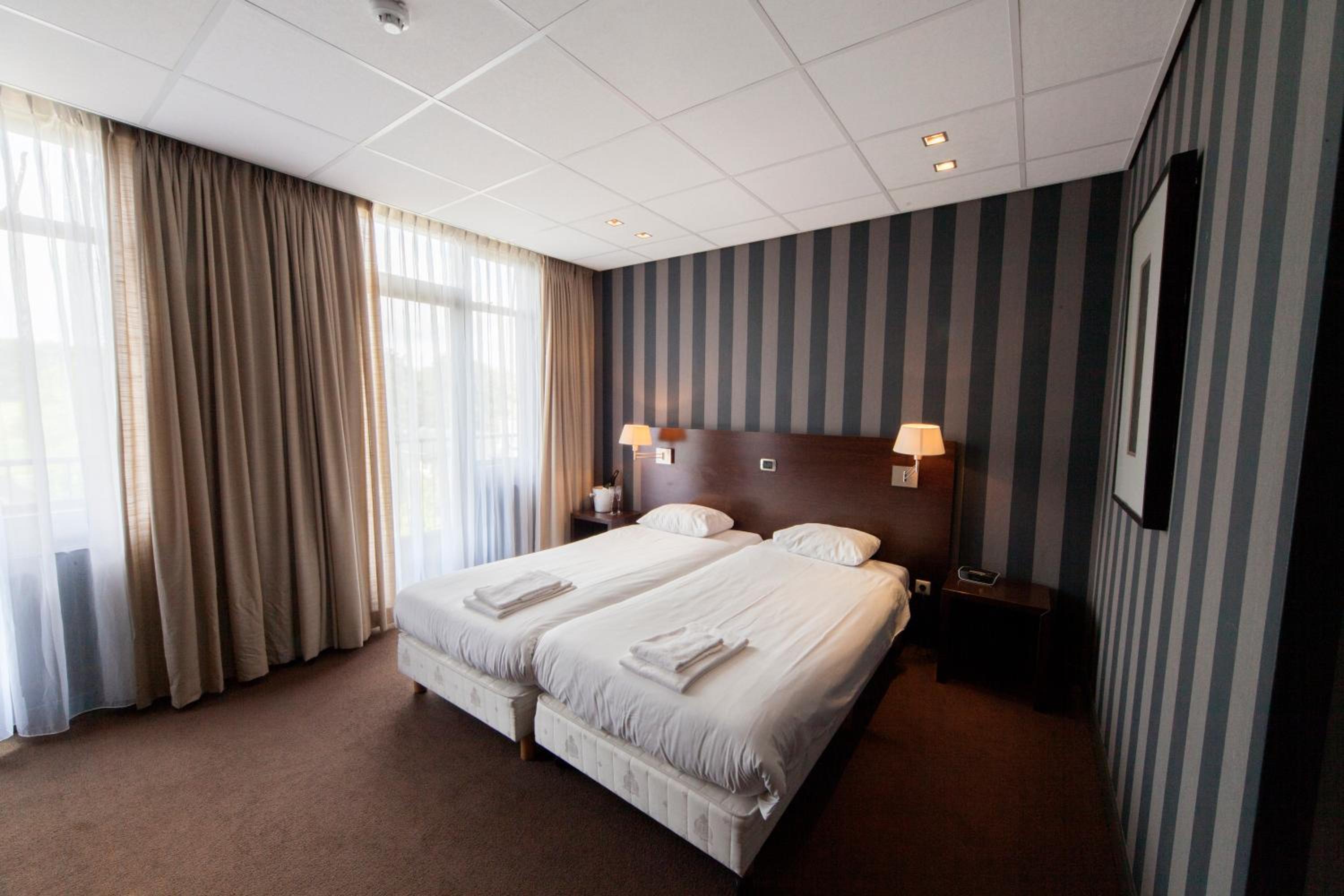 Standard Double Room - Photo 2
