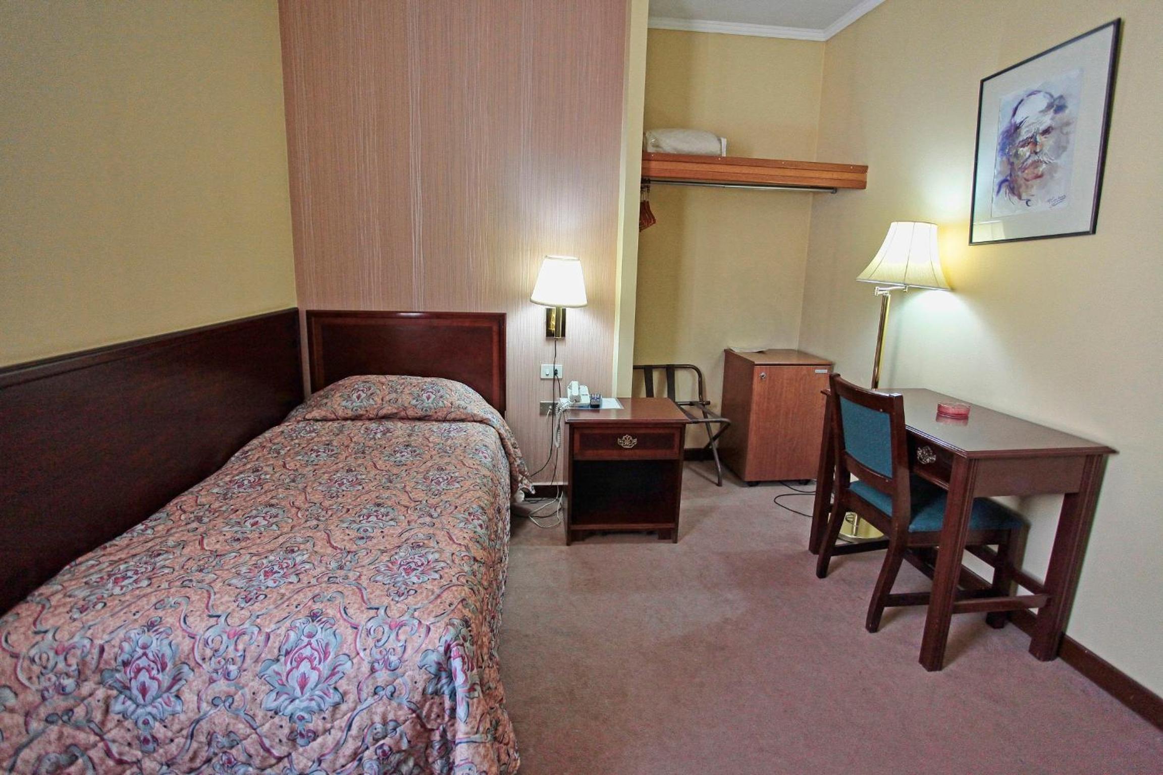 Single Room photo 2