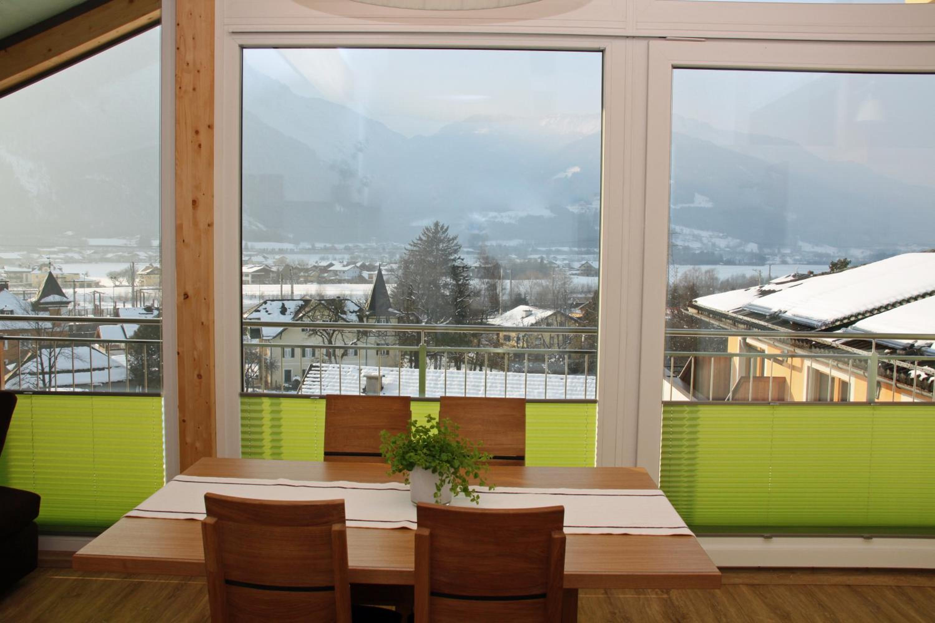 One-Bedroom Apartment with Balcony photo 3