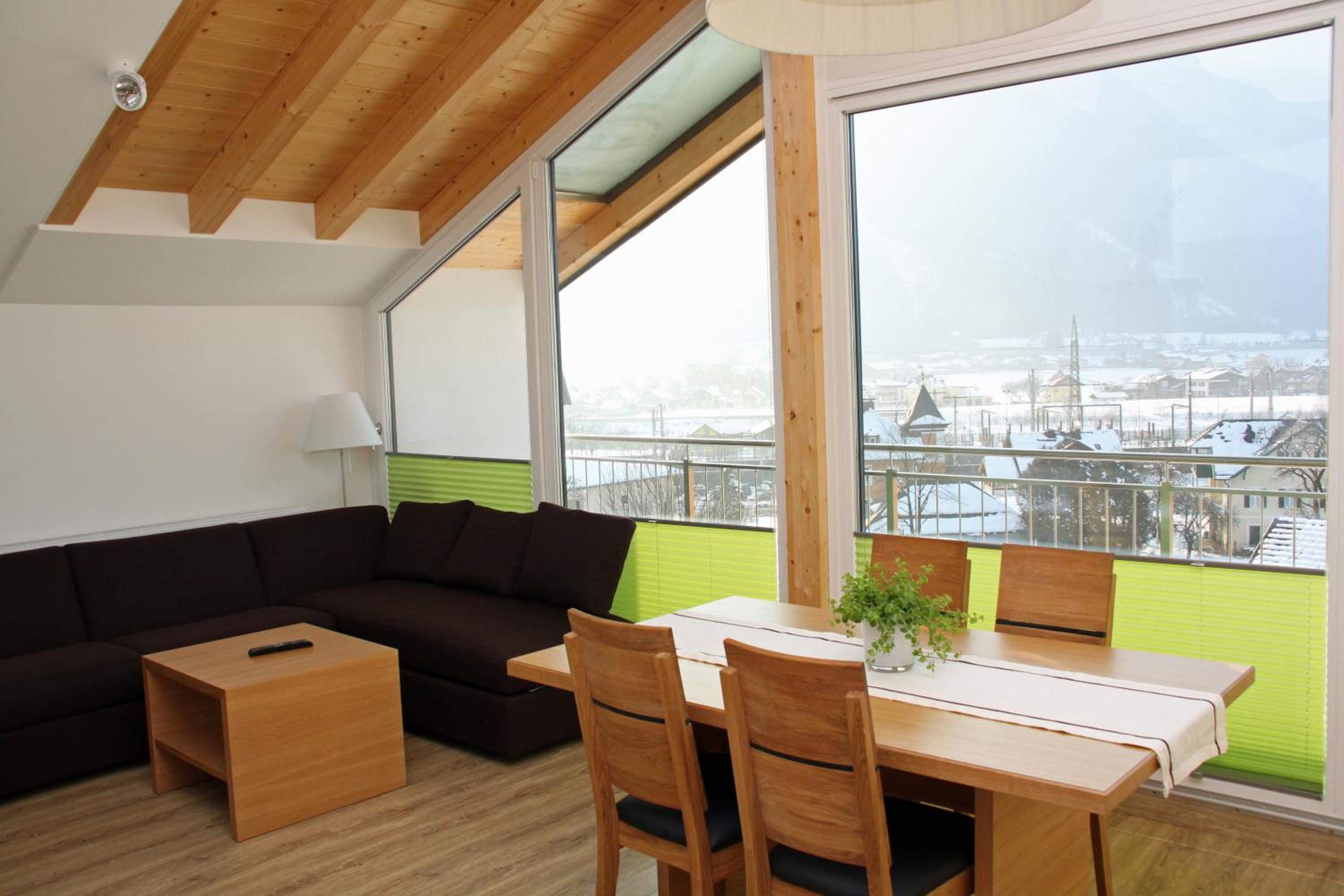 One-Bedroom Apartment with Balcony photo 1