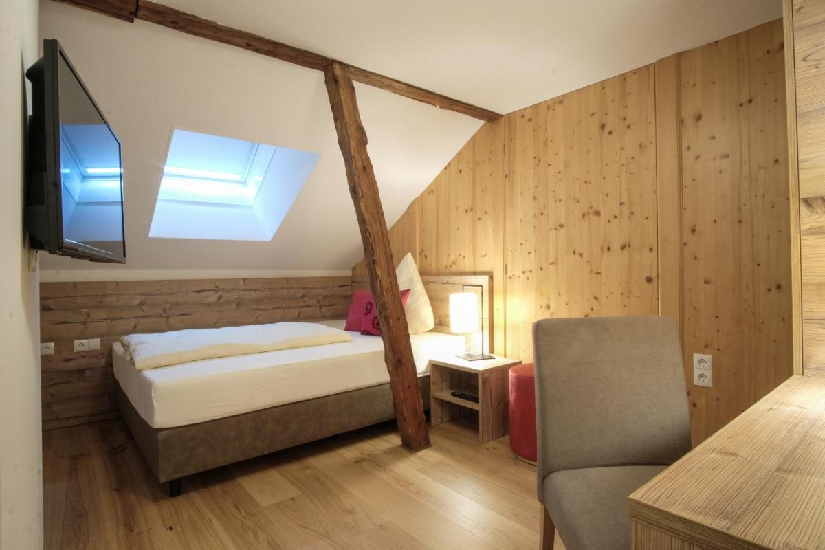 Single Room photo 2