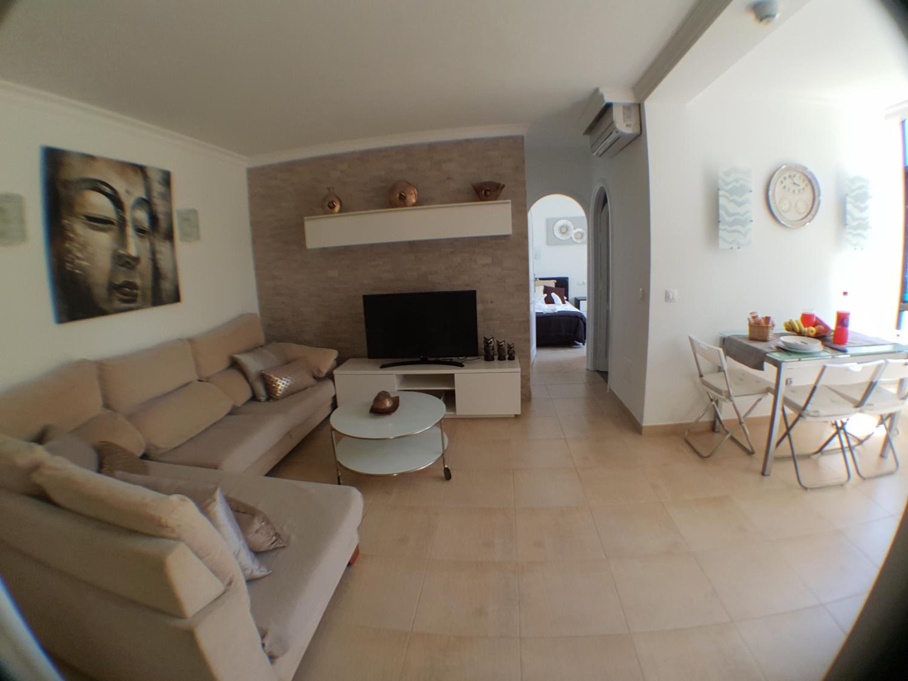 Apartamento con vista al jardín